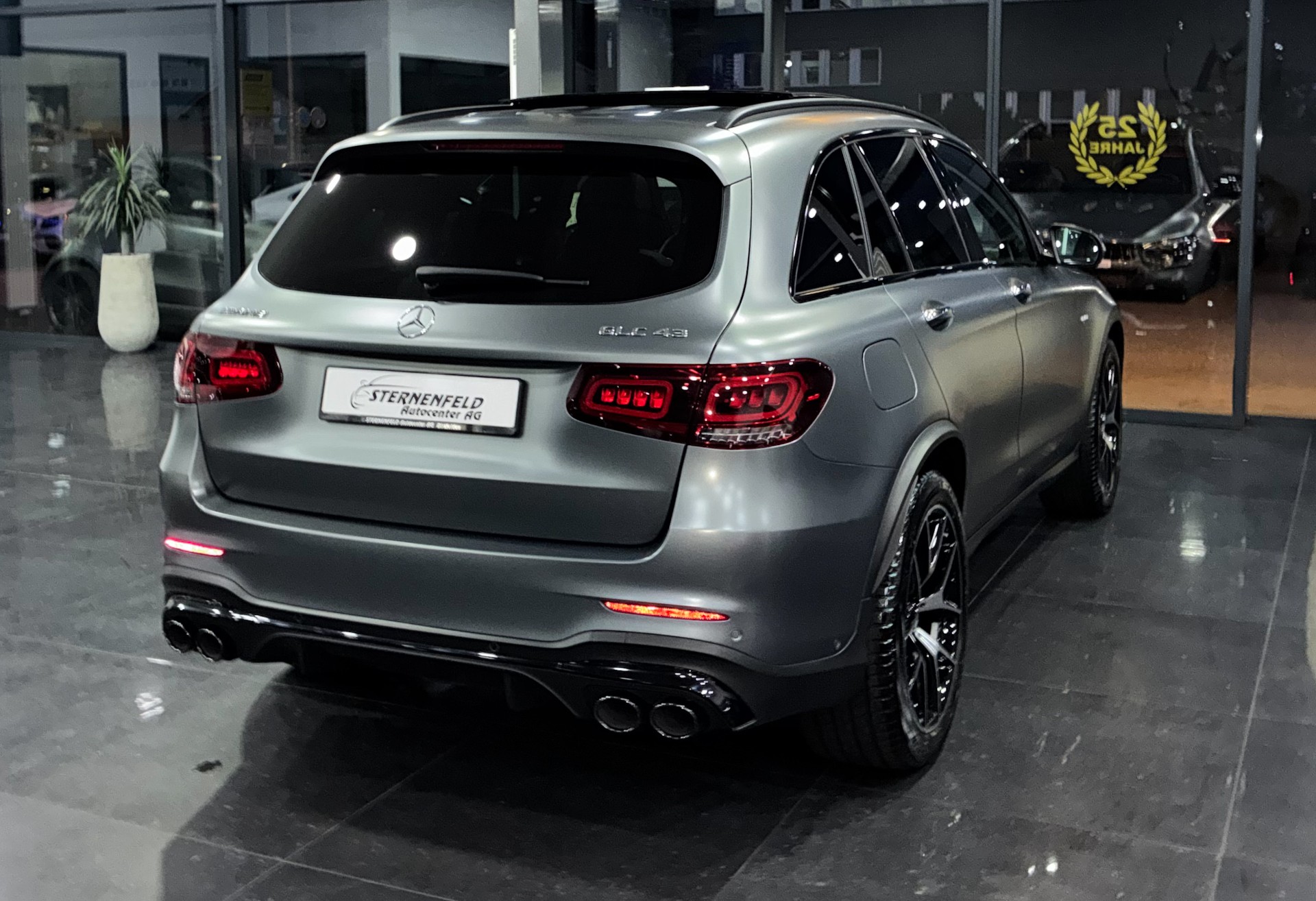 MERCEDES-BENZ GLC 43 AMG 4Matic 9G-Tronic-image-6