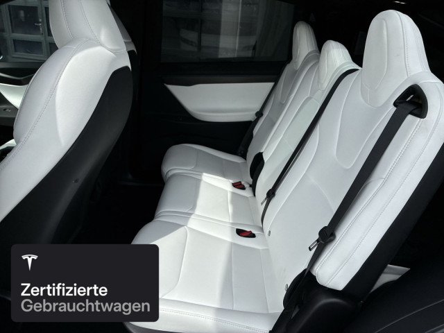 TESLA Model X Ludicrous-image-13