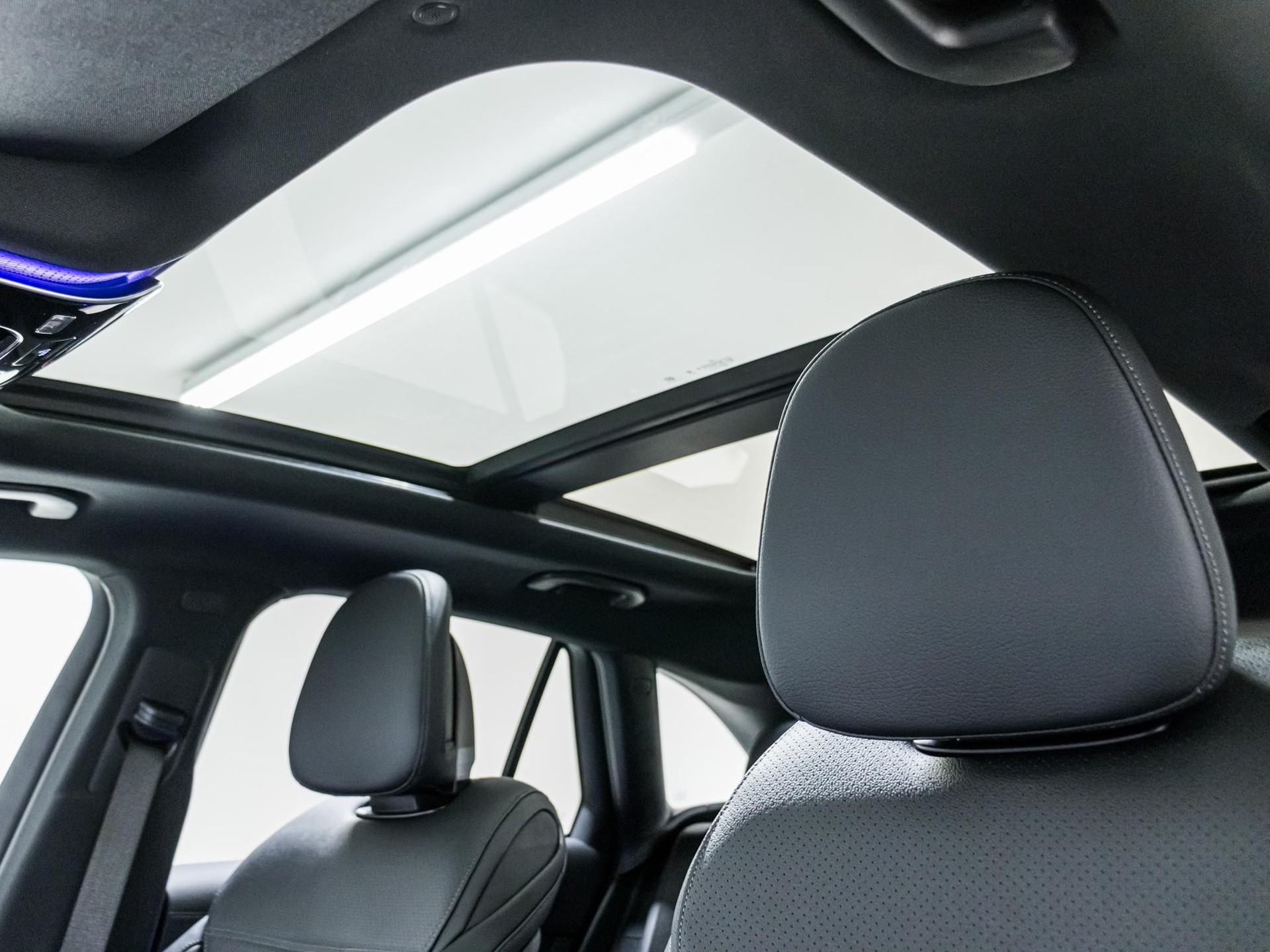 MERCEDES-BENZ GLC 220 d 4MATIC-image-8