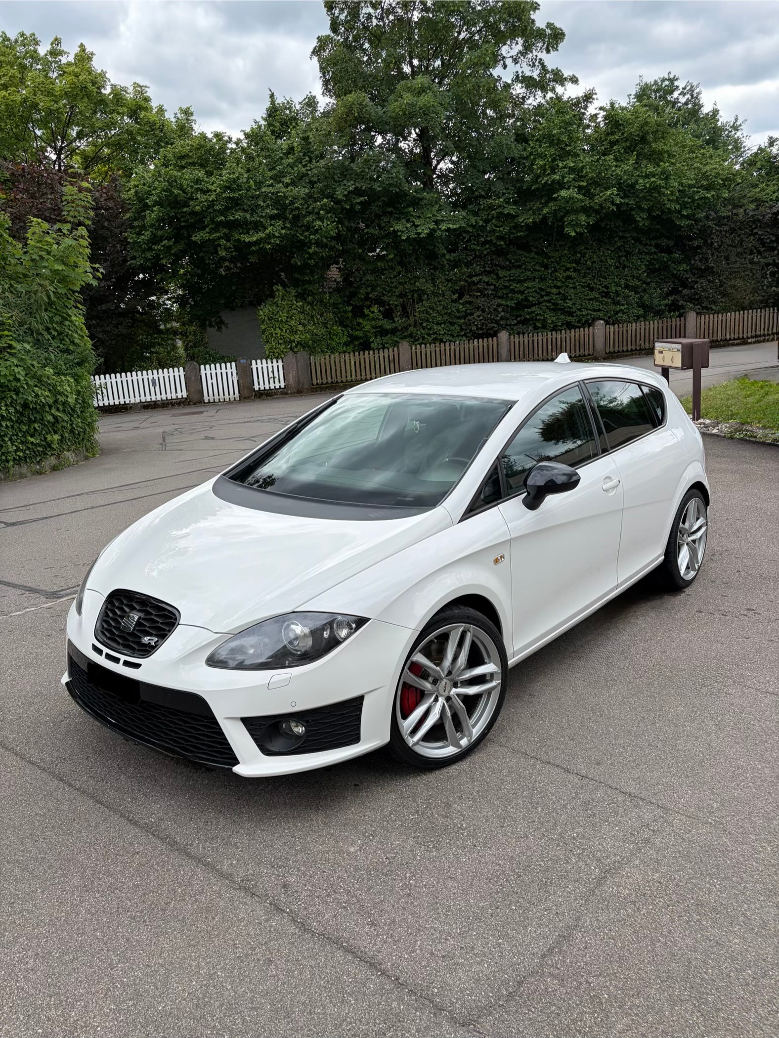 SEAT Cupra-image-1