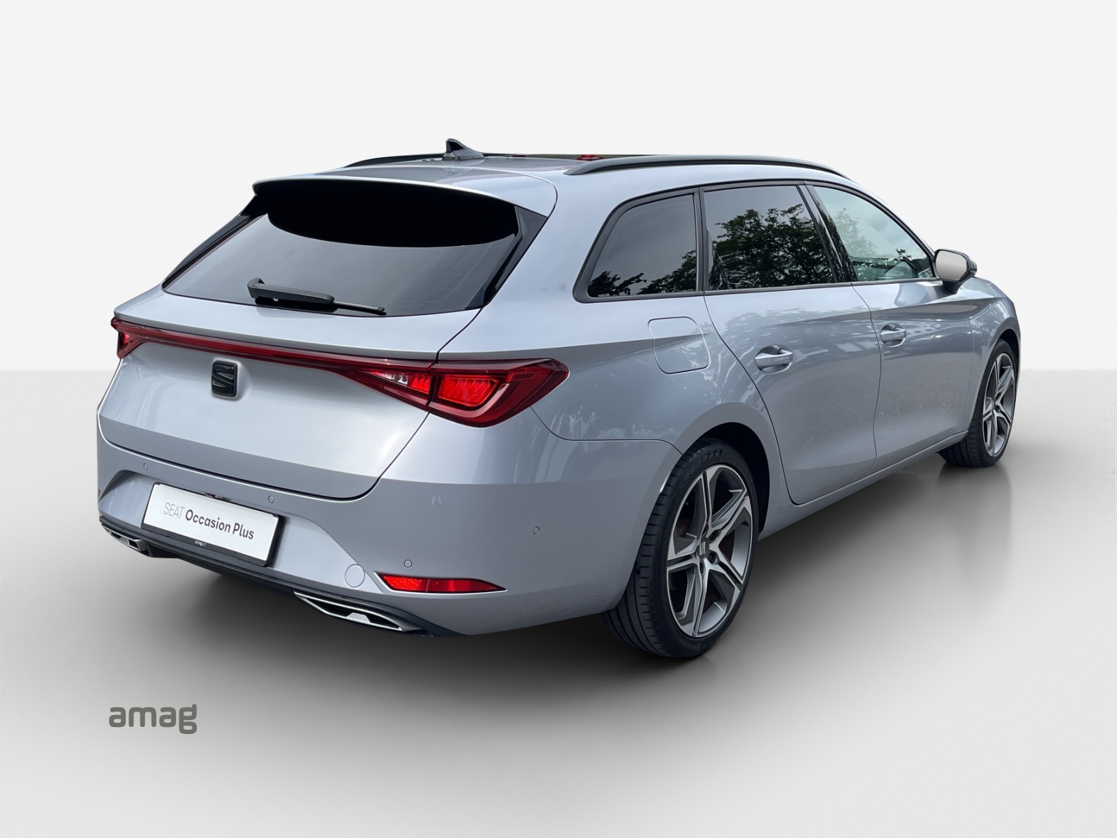 SEAT Leon ST 1.5 eTSI mHEV DSG Hola FR-image-4