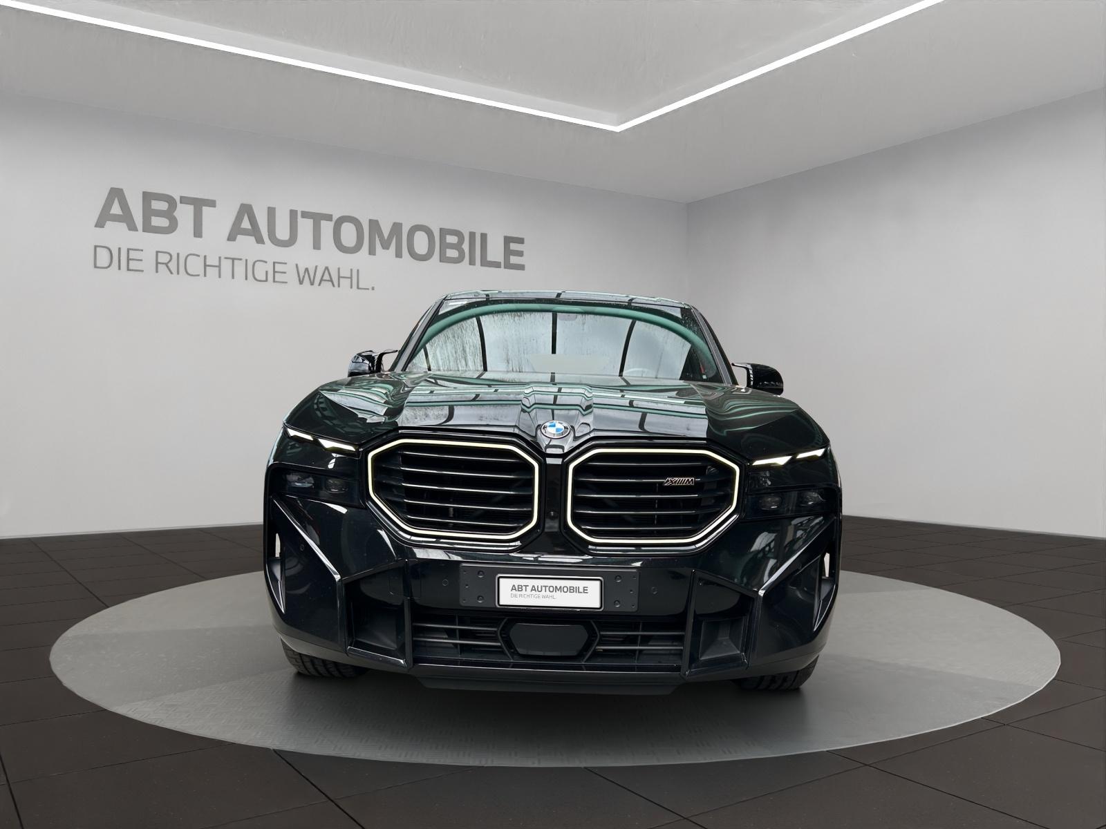 BMW XM Plug-in Hybrid-image-1