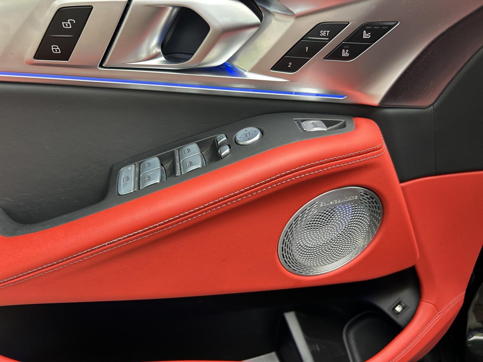 BMW XM Plug-in Hybrid-image-14
