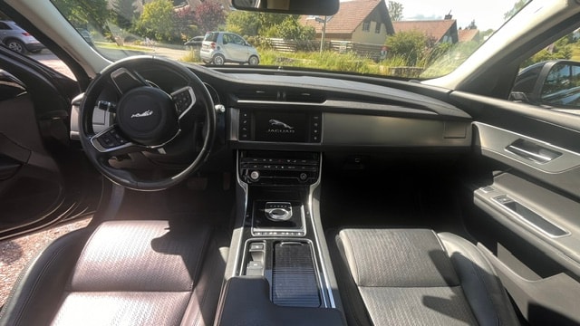 JAGUAR 2.0 D Sportbrake-image-5