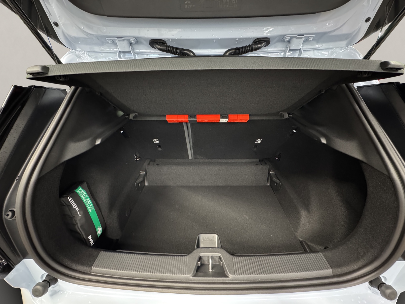 VOLVO EX30 E60 Core-image-9