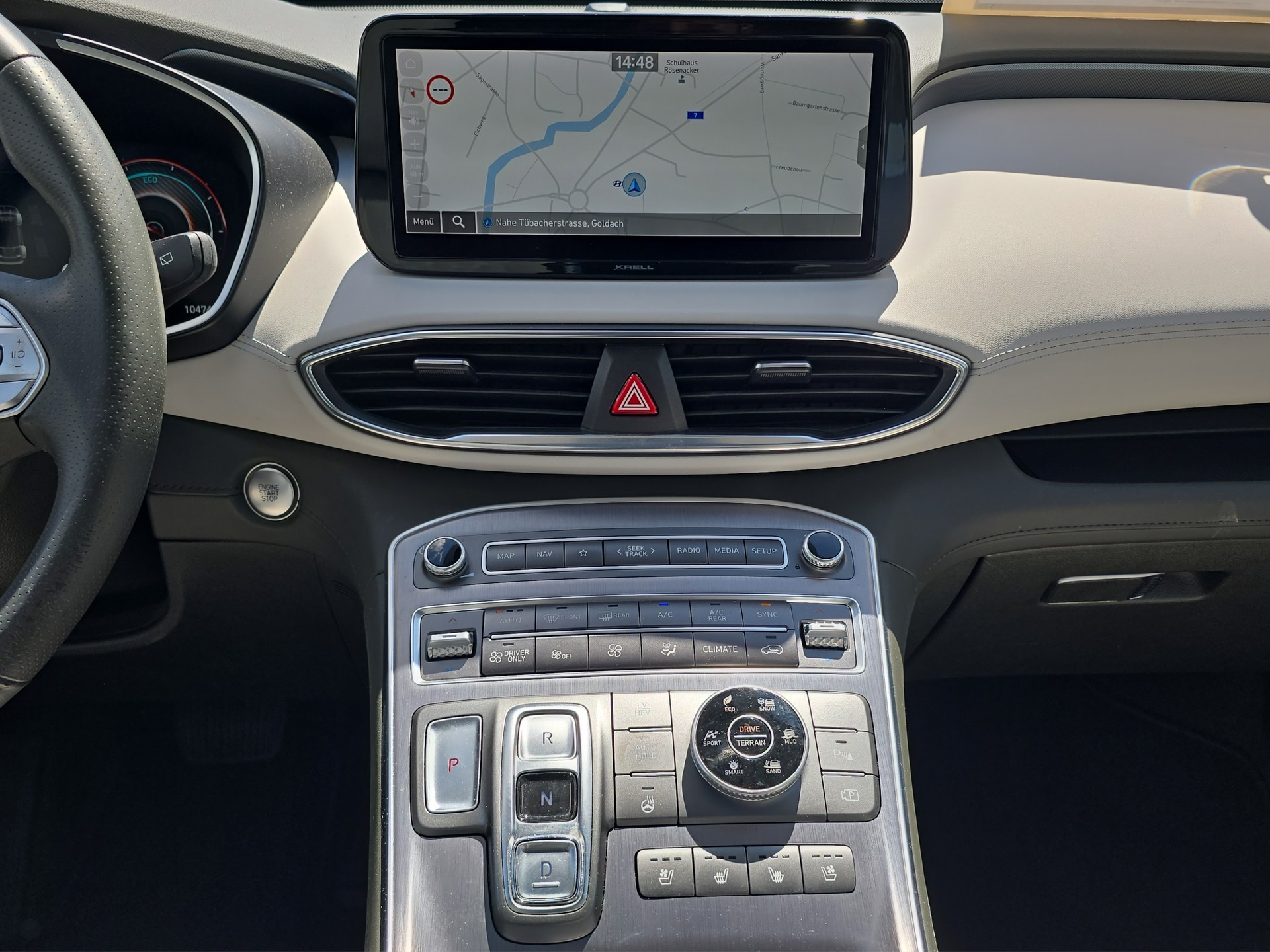 HYUNDAI Santa Fe 1.6 T-GDi Plug-in Hybrid Vertex 4WD-image-15