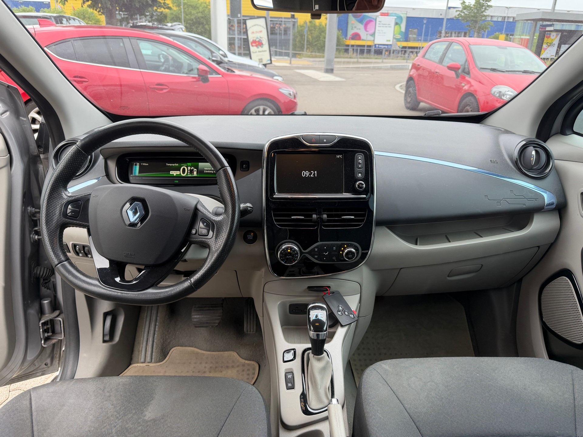 RENAULT Zoe Life Q210 (Batterie Miete)-image-11
