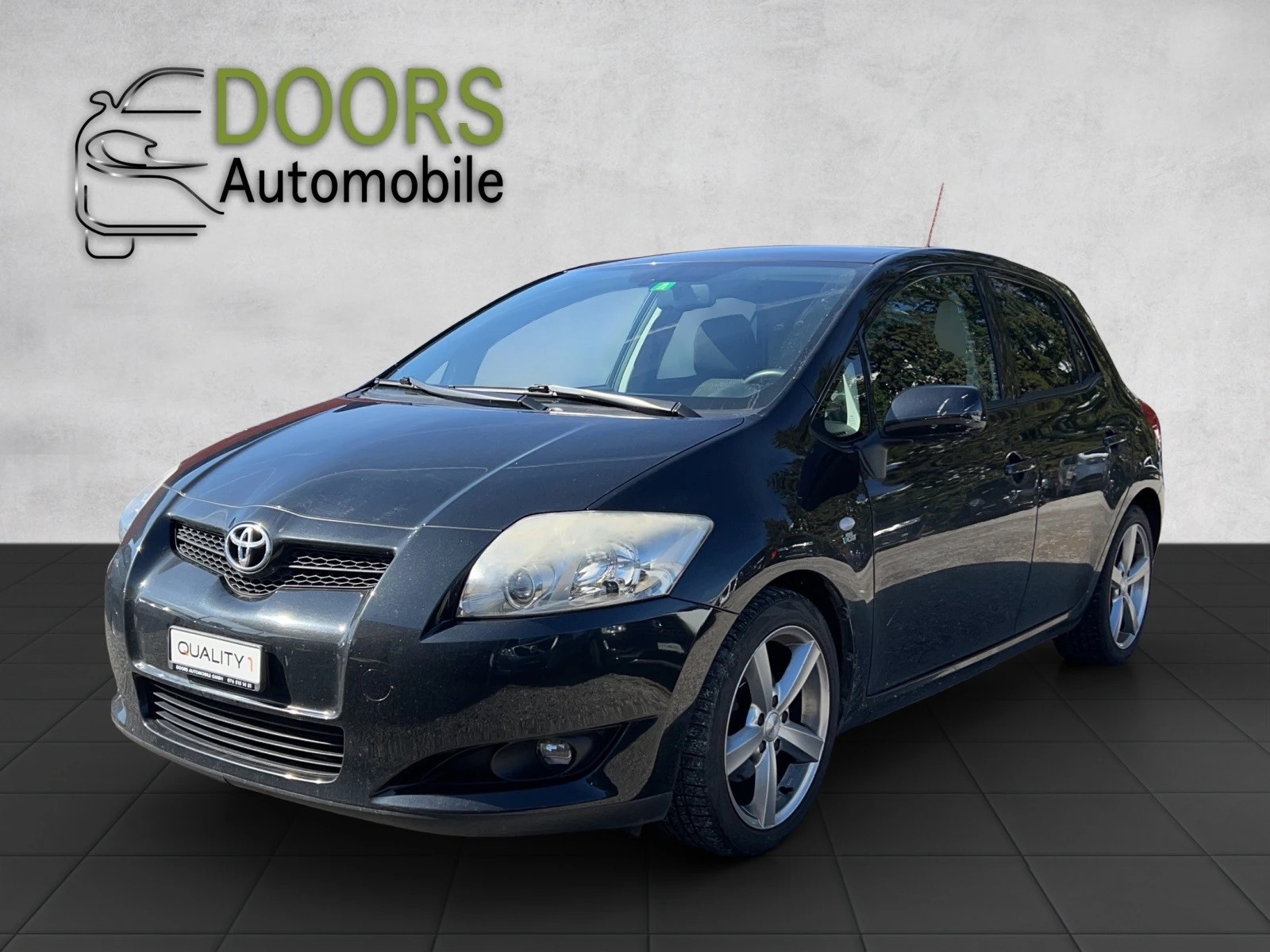 TOYOTA Auris 2.2 D-4D CleanPower Linea Sol Premium-image-2