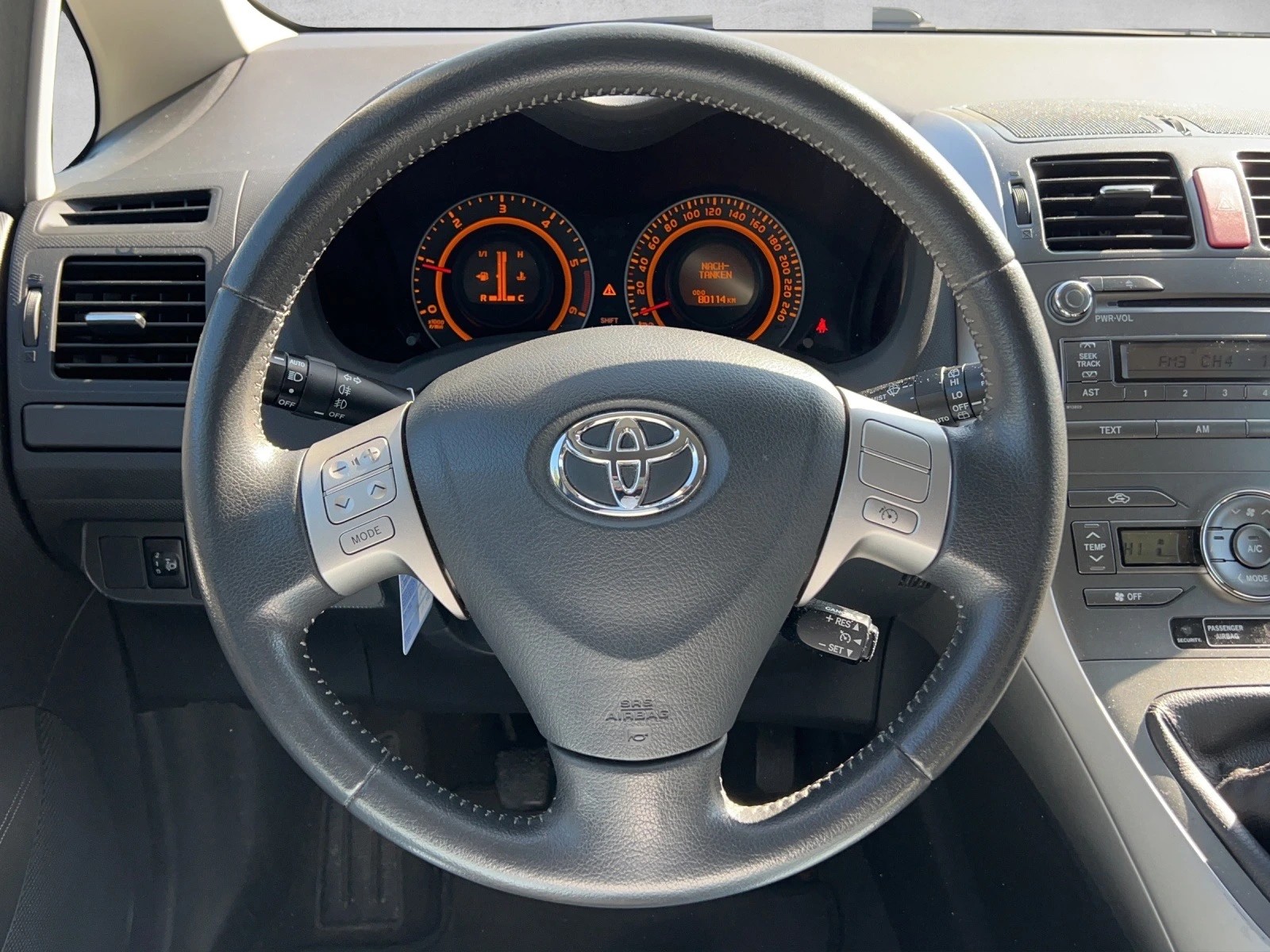 TOYOTA Auris 2.2 D-4D CleanPower Linea Sol Premium-image-13
