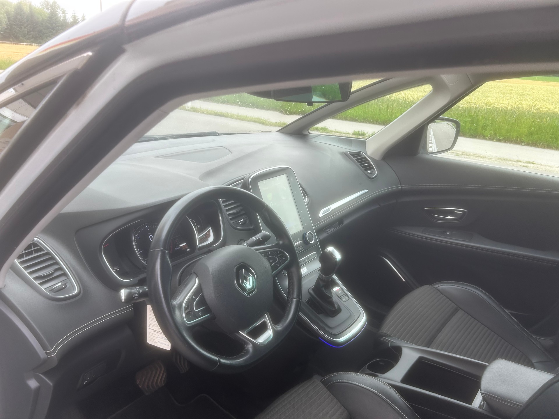 RENAULT Grand Scénic 1.6 dCi Intens EDC-image-5