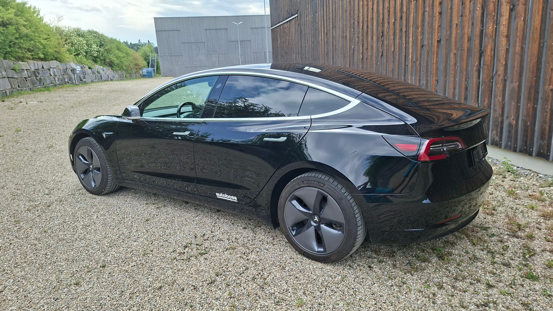 TESLA Model 3 Long Range Dual Motor AWD-image-3