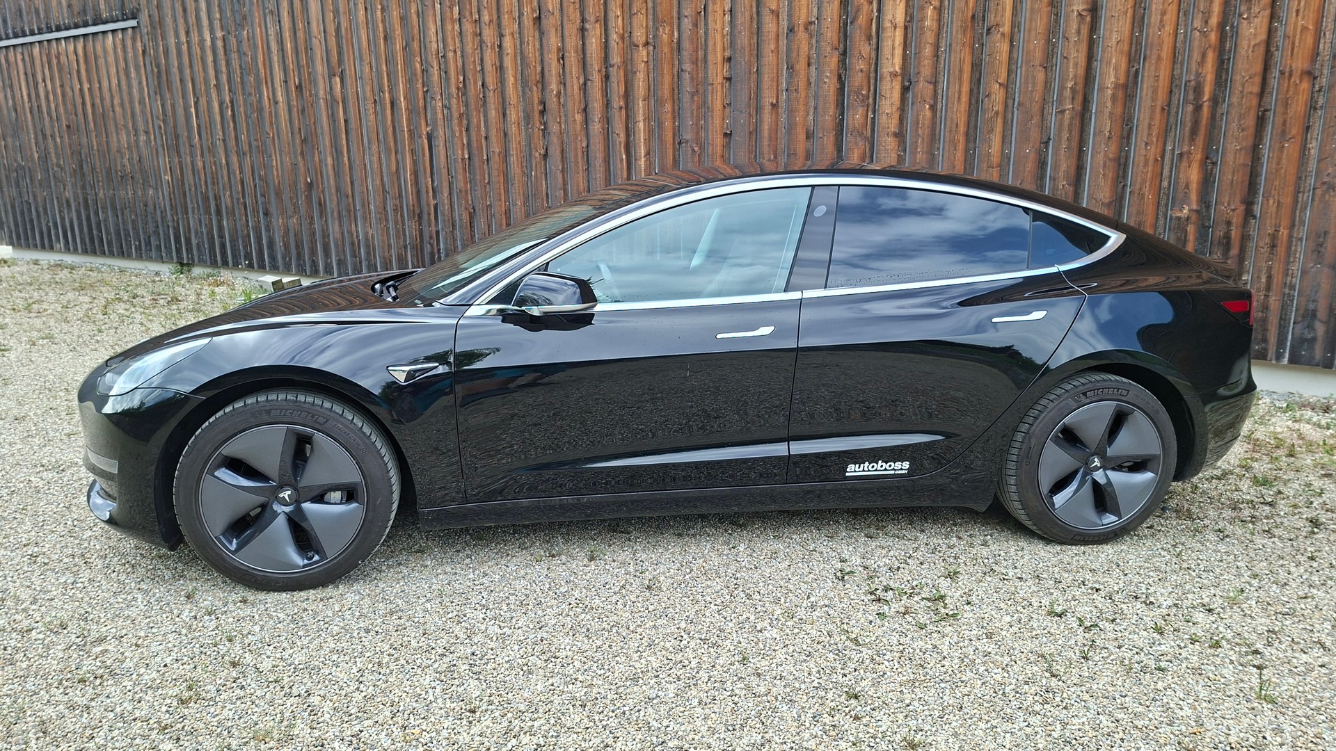TESLA Model 3 Long Range Dual Motor AWD-image-2