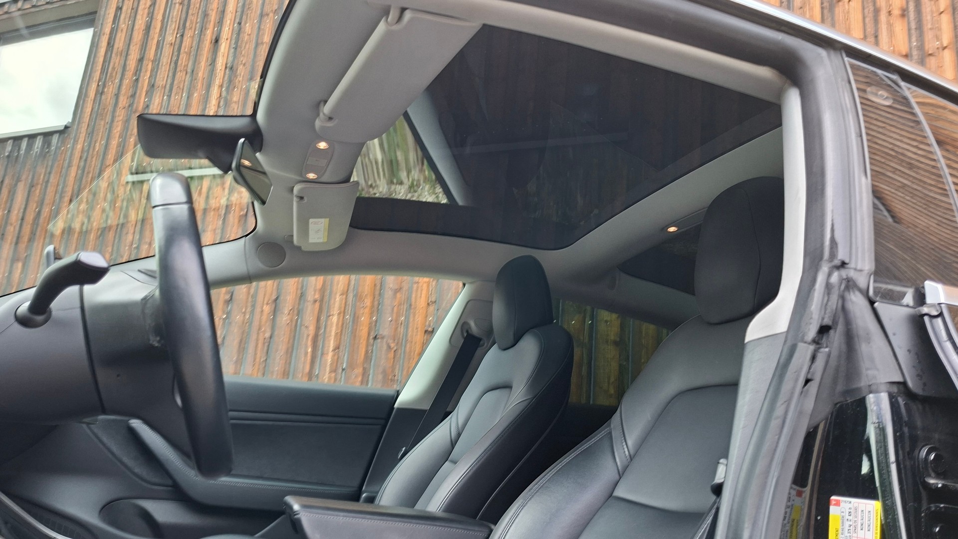 TESLA Model 3 Long Range Dual Motor AWD-image-12