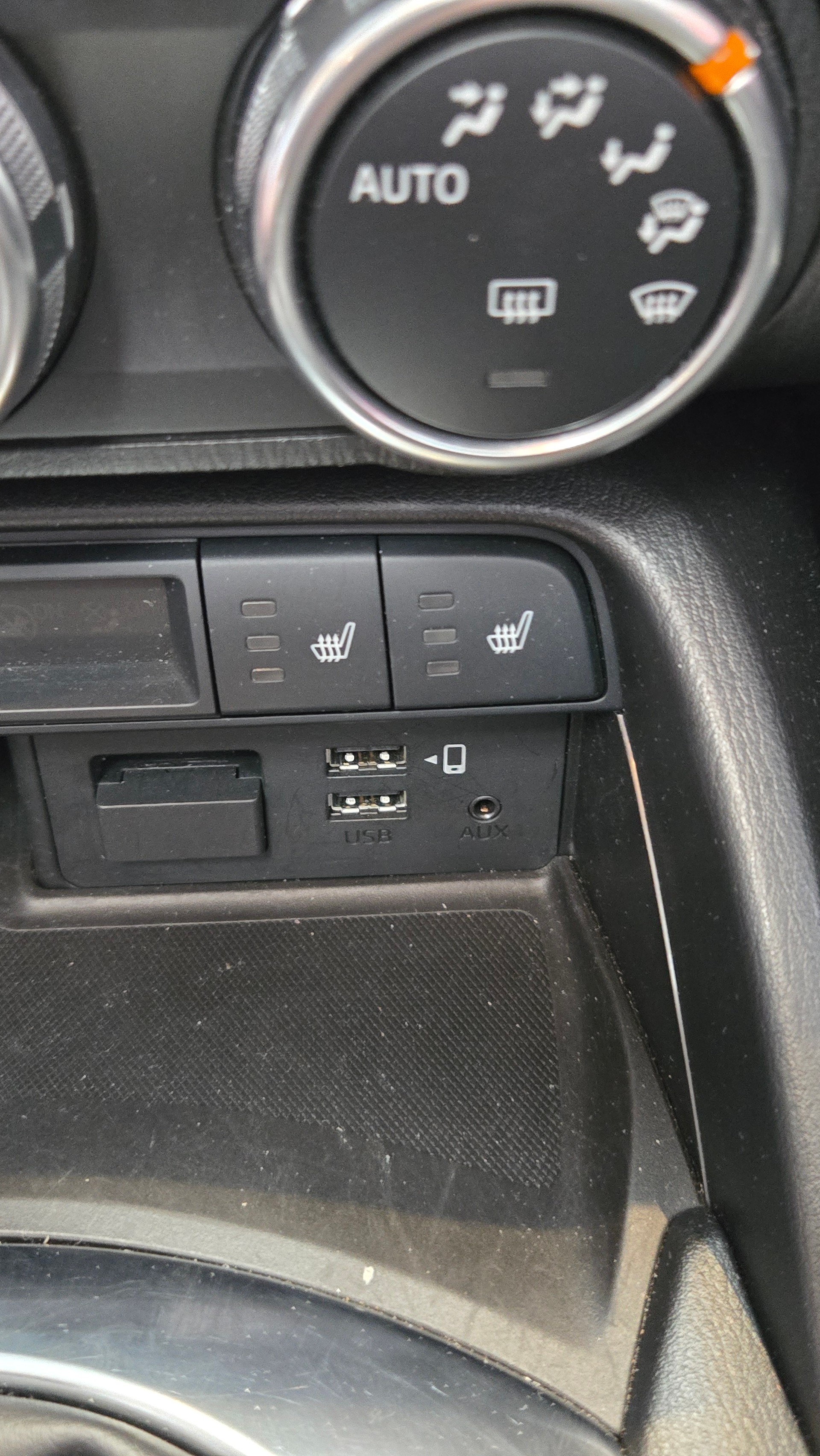 MAZDA MX-5 SKYACTIV-G 184 Revolution-image-20