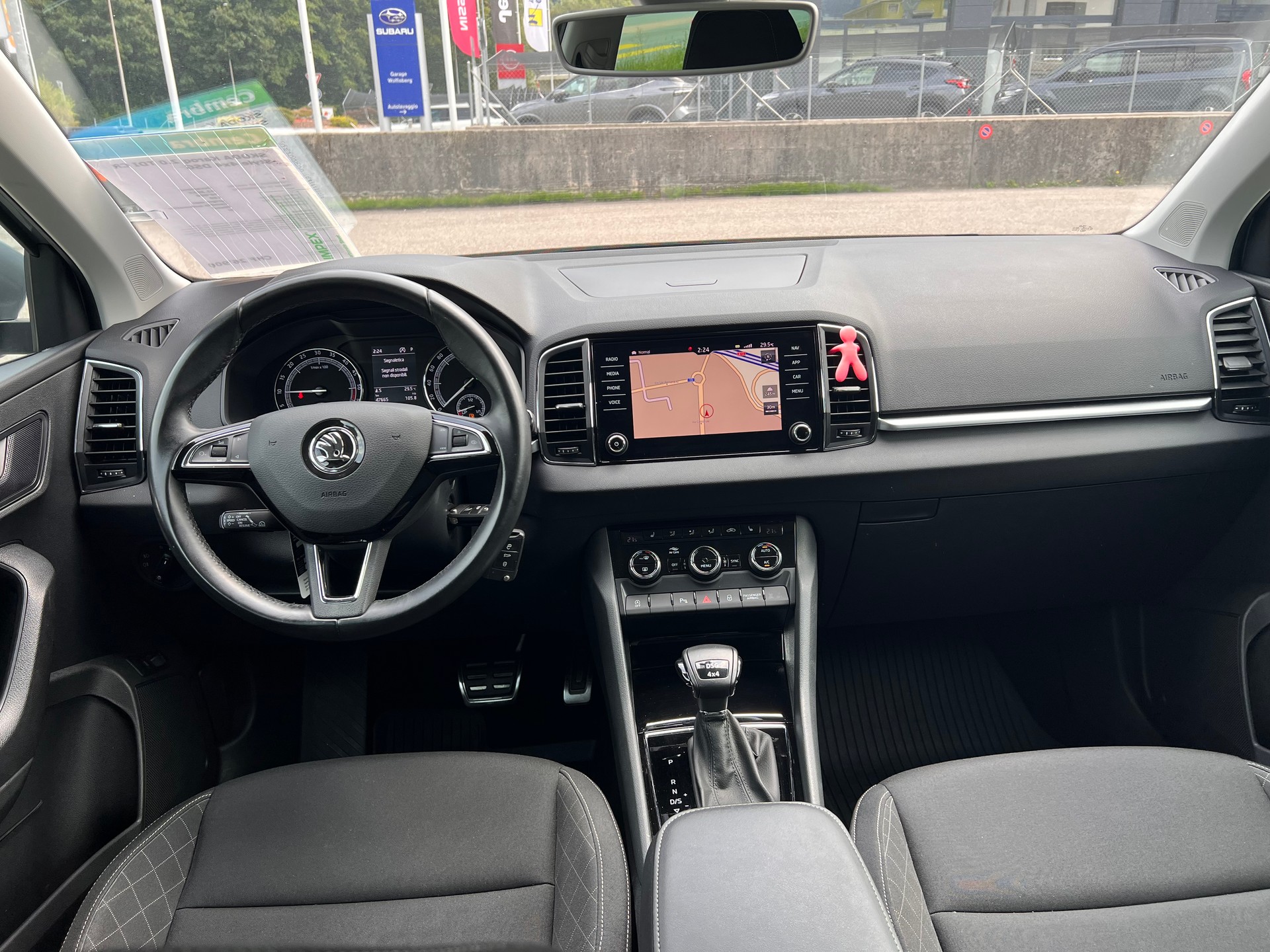 SKODA Karoq 2.0 TDI CR Style 4x4 DSG-image-6