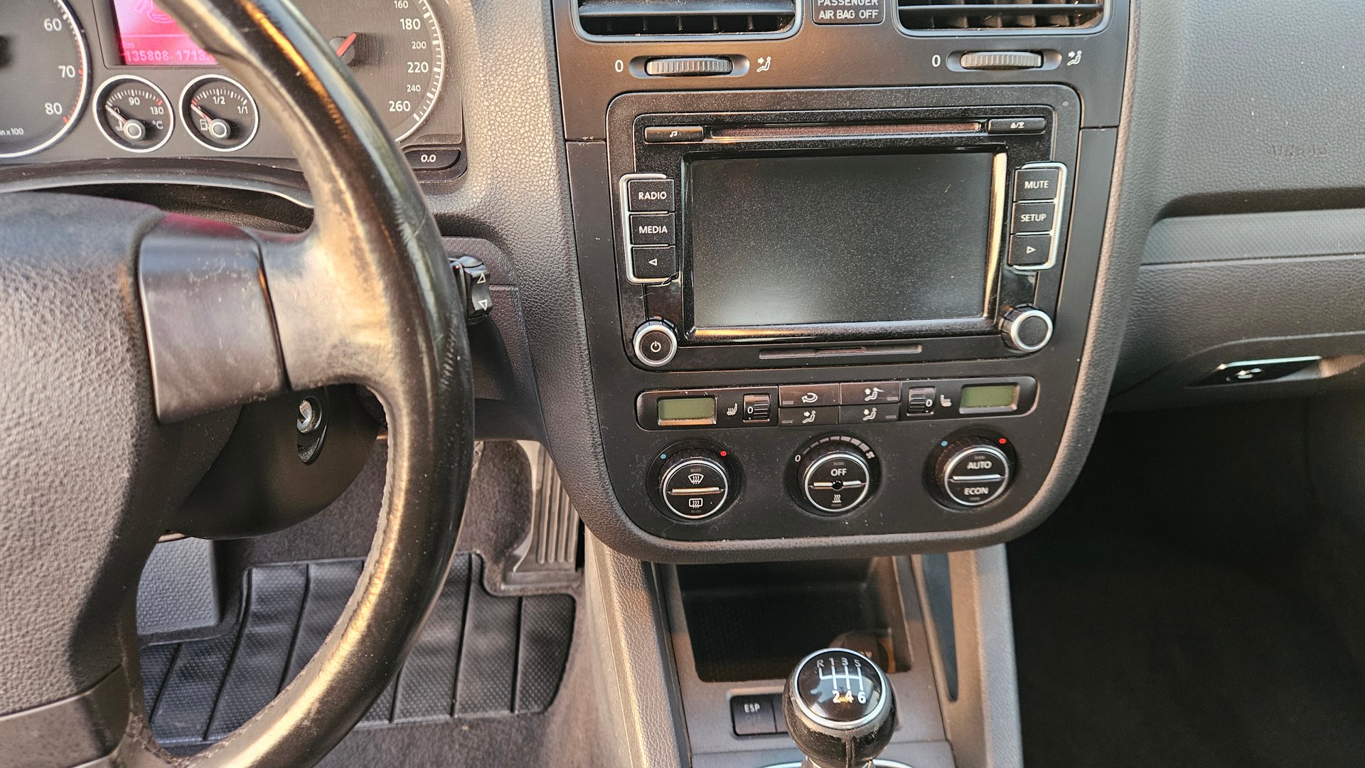 VW Golf 1.6 FSI Trendline-image-11