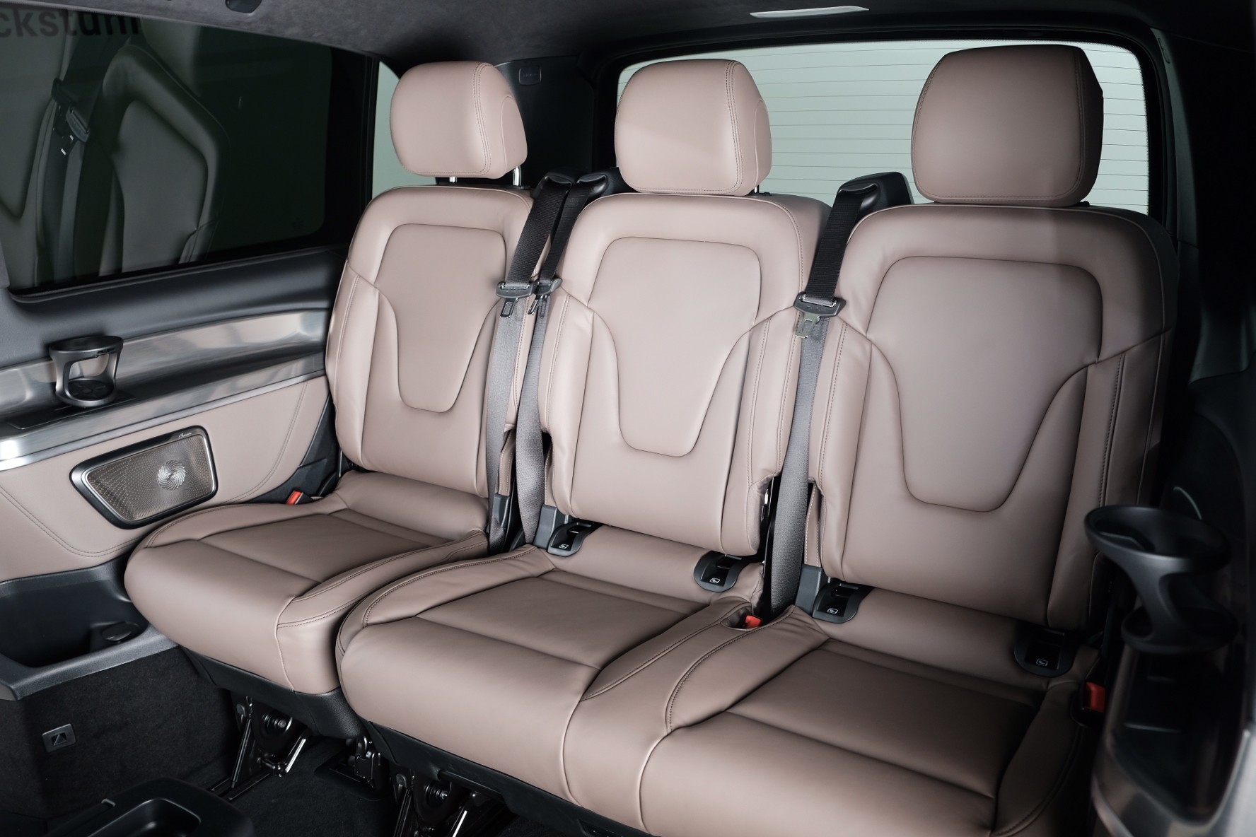 MERCEDES-BENZ V 300 d lang Exclusive 4Matic 9G-Tronic-image-15