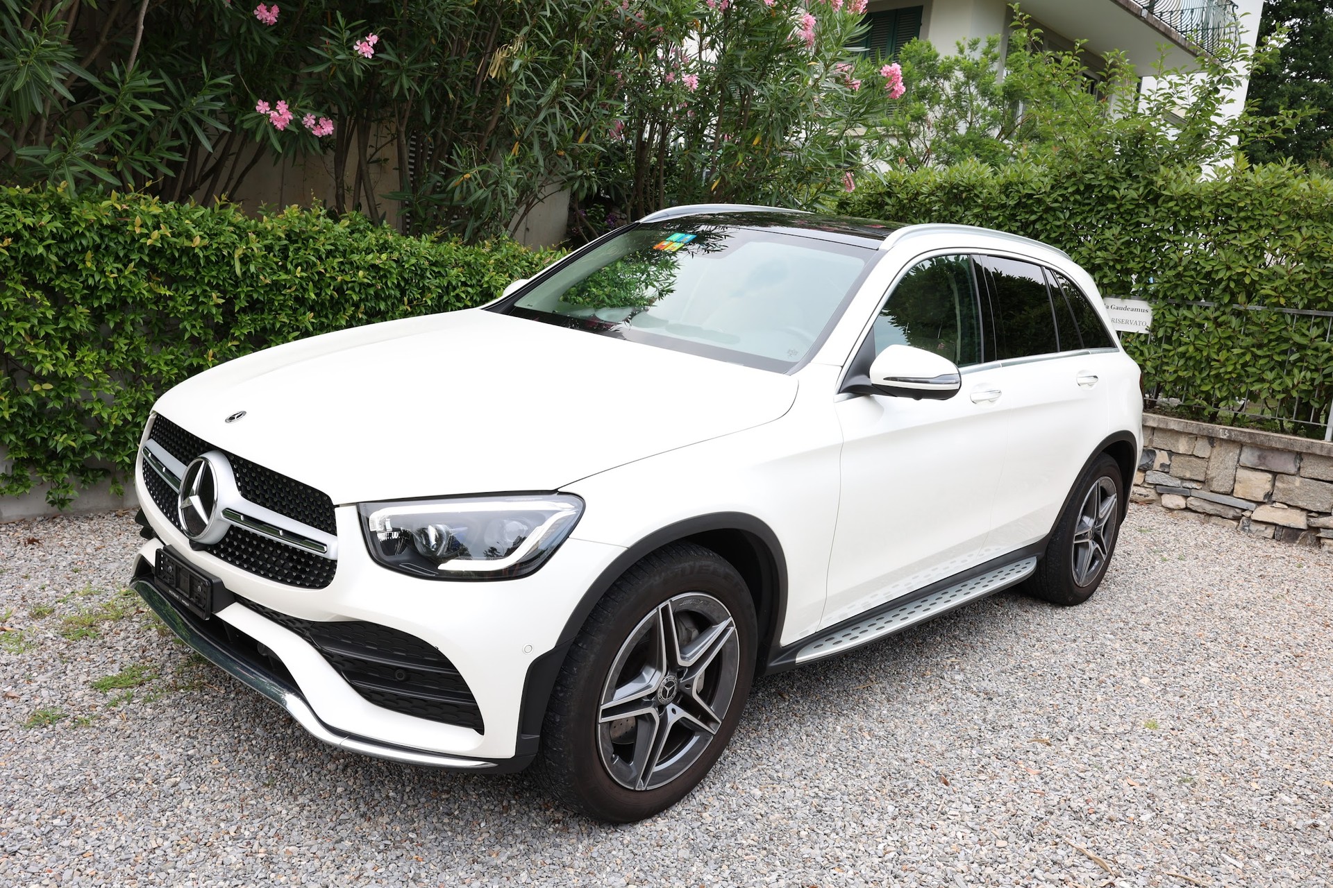 MERCEDES-BENZ GLC 200 4MATIC AMG Line