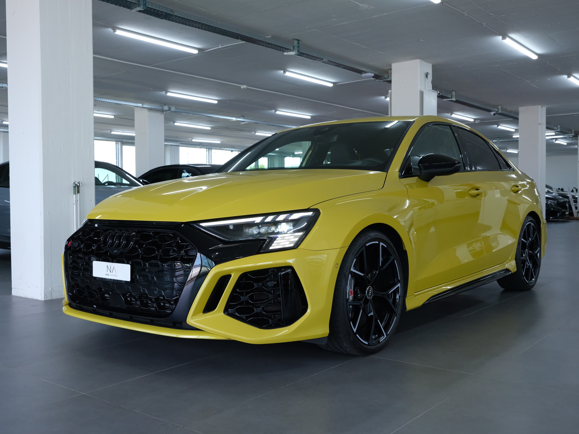 AUDI RS3 Limousine 2.5 TSI quattro S-tronic *RS-Performance* *360 Kamera* *Sitzheizung*-image-10