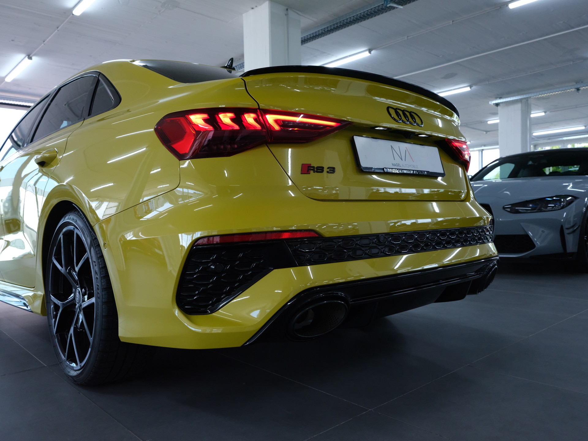 AUDI RS3 Limousine 2.5 TSI quattro S-tronic *RS-Performance* *360 Kamera* *Sitzheizung*-image-3
