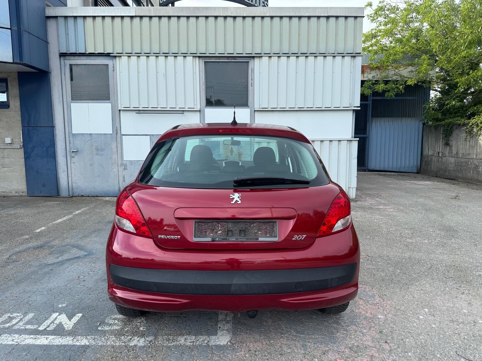 PEUGEOT 207 1.4 16V Trendy Clim-image-5