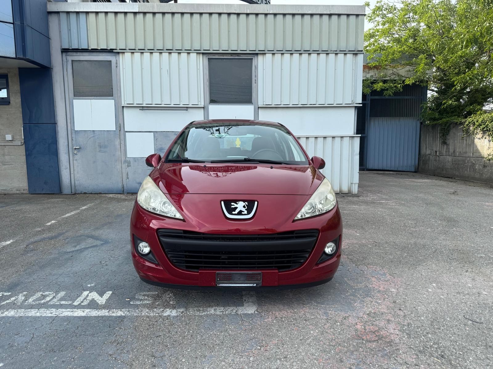 PEUGEOT 207 1.4 16V Trendy Clim-image-4