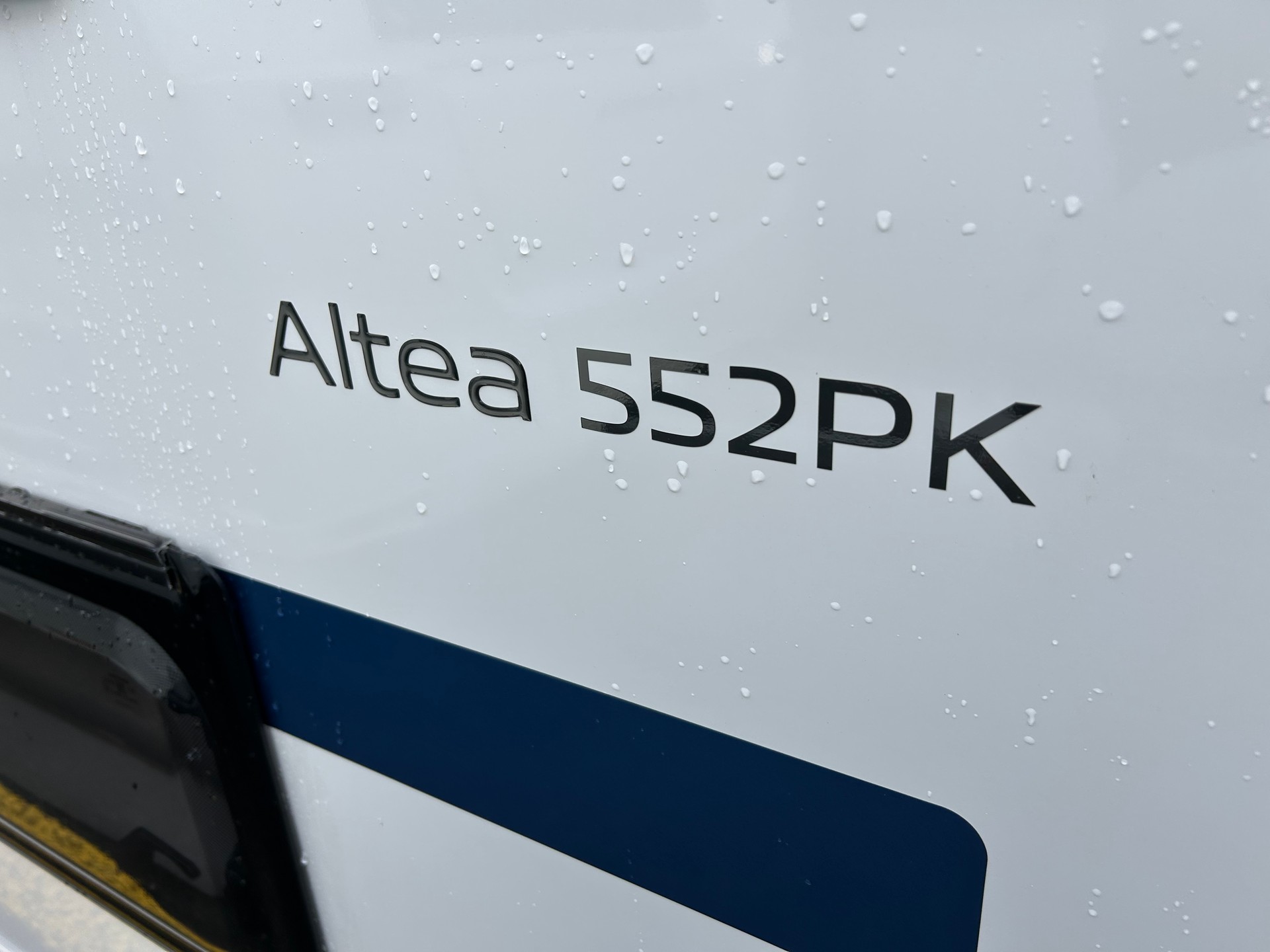 ADRIA Altea 552 PK3 Swiss Edition-image-4