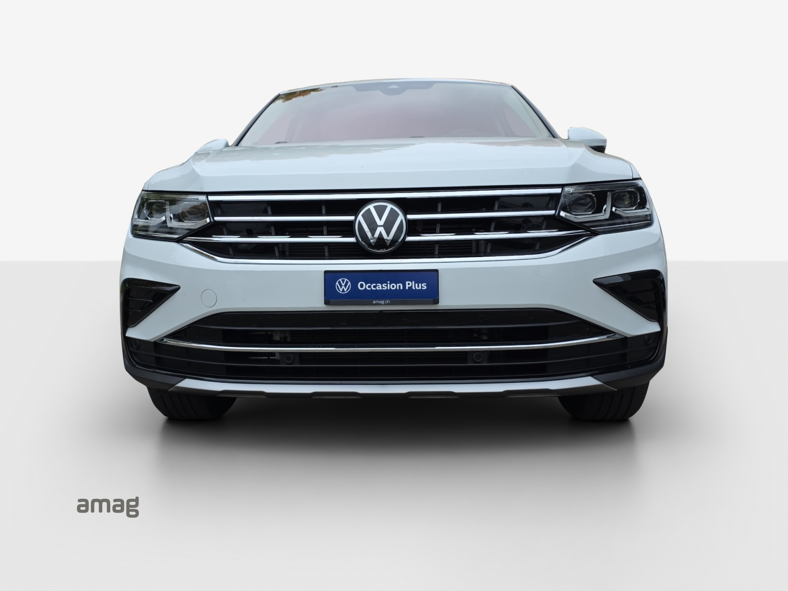 VW Tiguan 2.0 TDI SCR Elegance 4Motion DSG-image-6