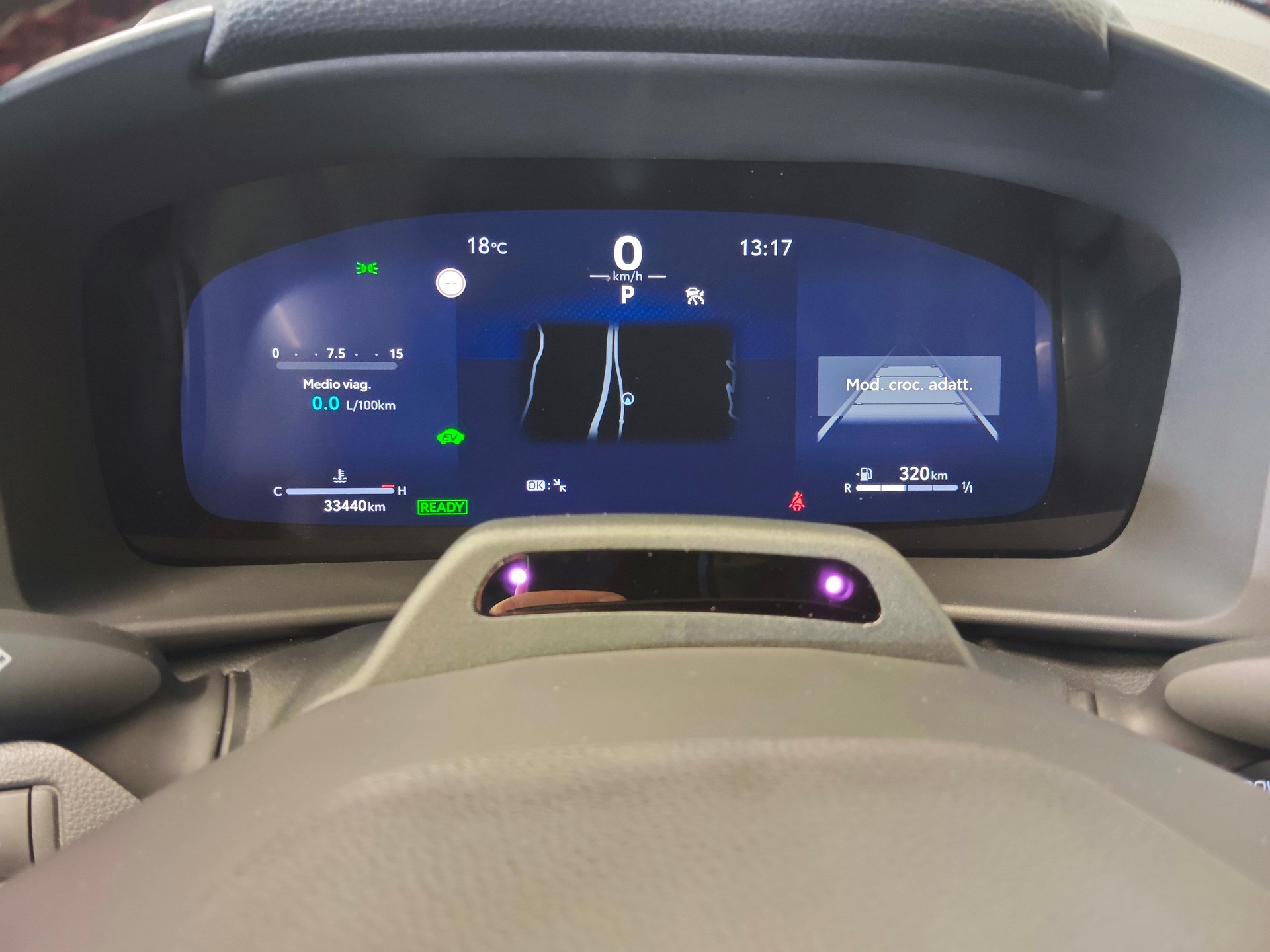 TOYOTA C-HR 2.0 HEV GR Sport Premiere 4x4 - Ruote invernali & Servizi inclusi-image-8