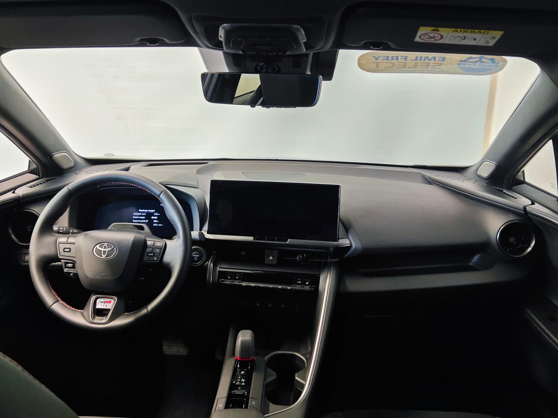 TOYOTA C-HR 2.0 HEV GR Sport Premiere 4x4 - Ruote invernali & Servizi inclusi-image-6