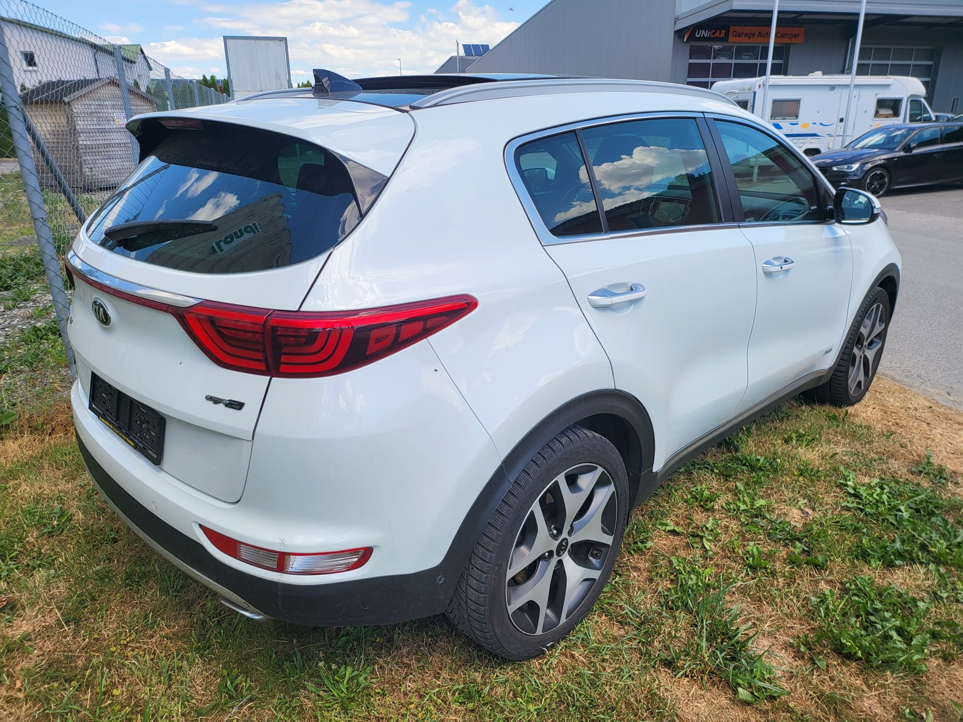 KIA Sportage 2.0CRDi Style GT Line 4WD Automat-image-5