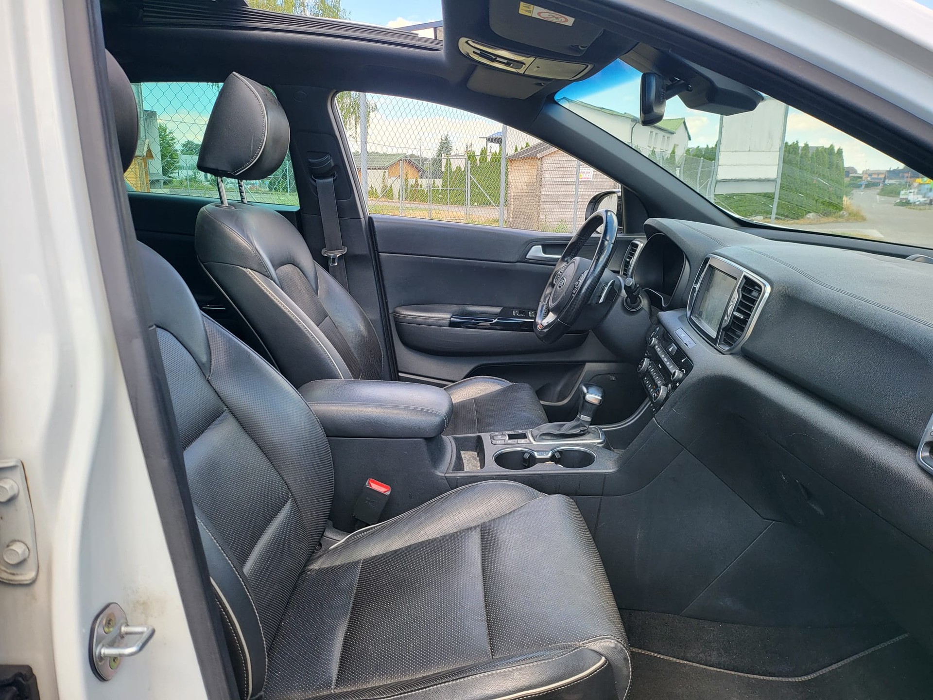 KIA Sportage 2.0CRDi Style GT Line 4WD Automat-image-4