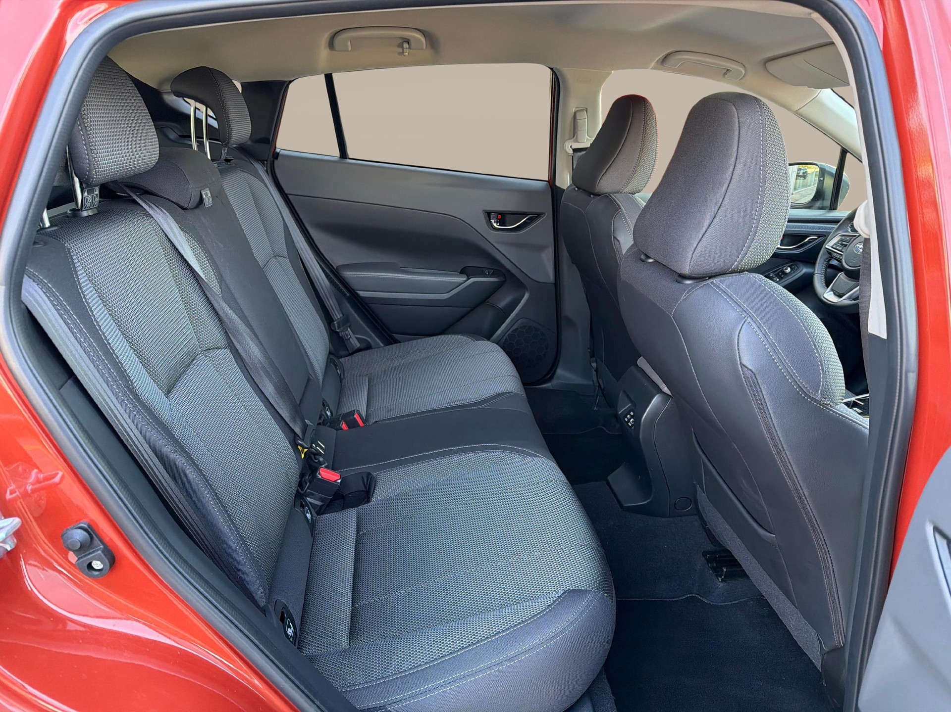 SUBARU Crosstrek 2.0i e-Boxer Swiss Plus-image-10