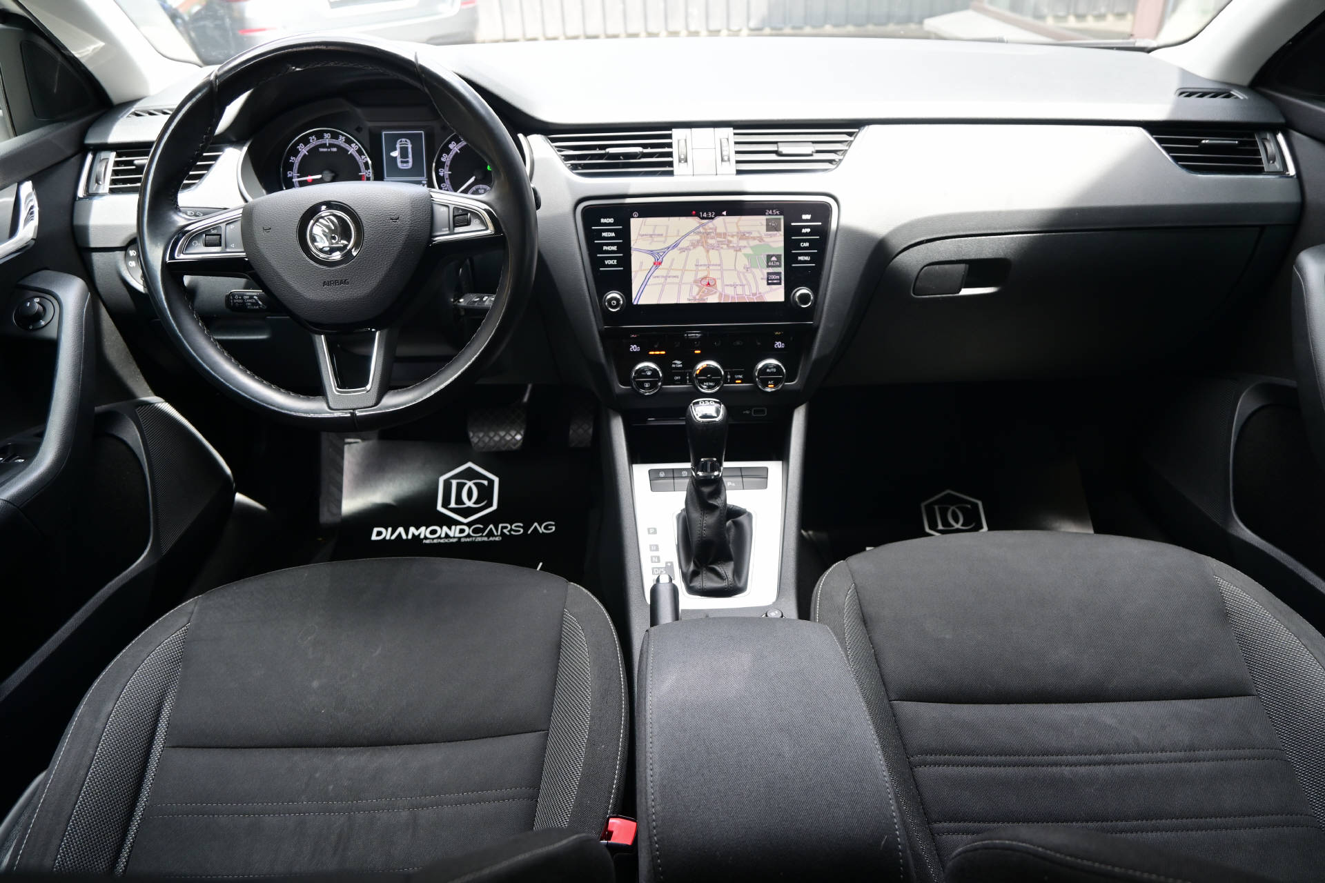 SKODA Octavia Combi 1.6 TDI 115 Ambition DSG-image-7