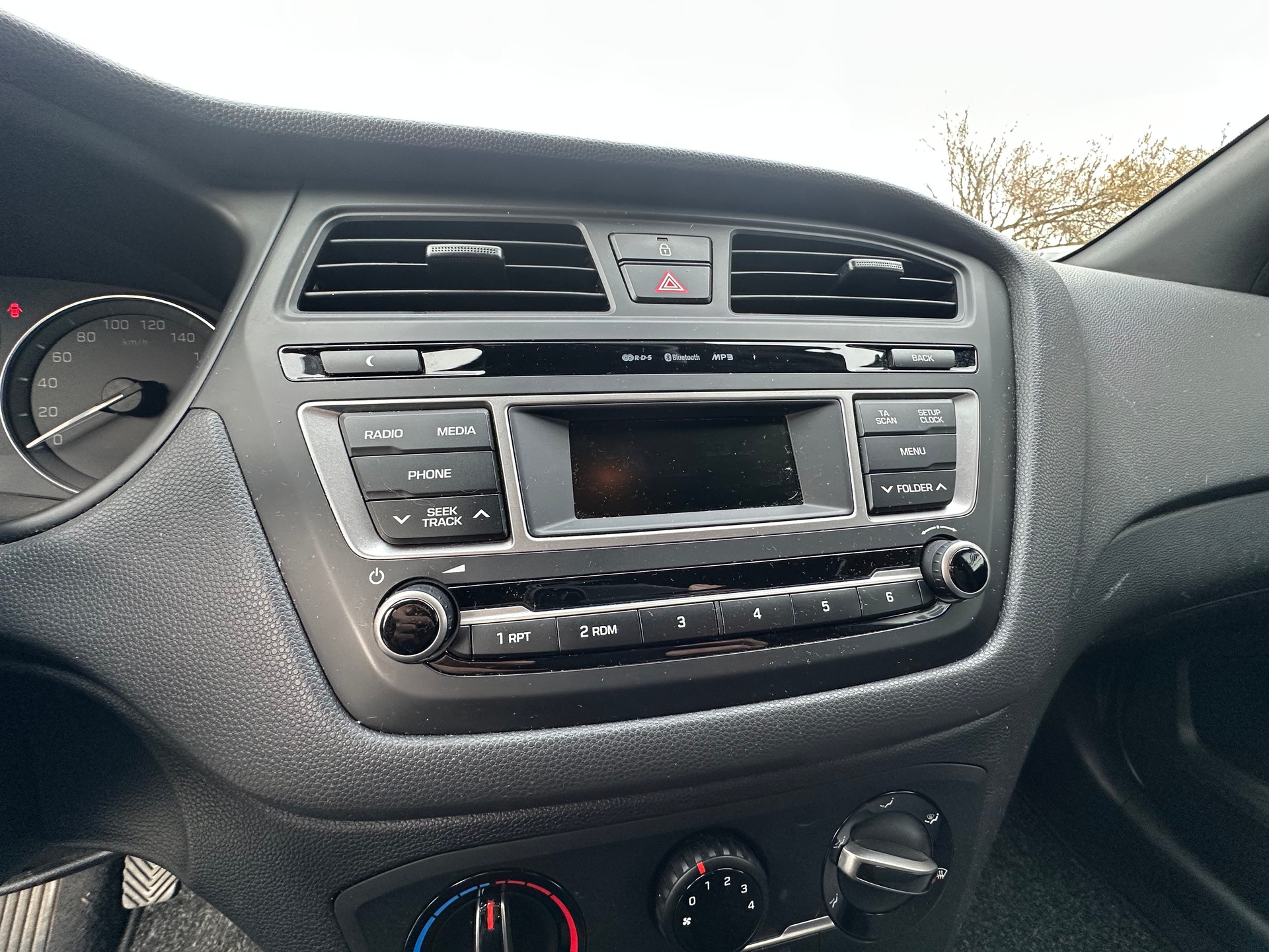 HYUNDAI i20 1.0 T-GDi GO Plus-image-14