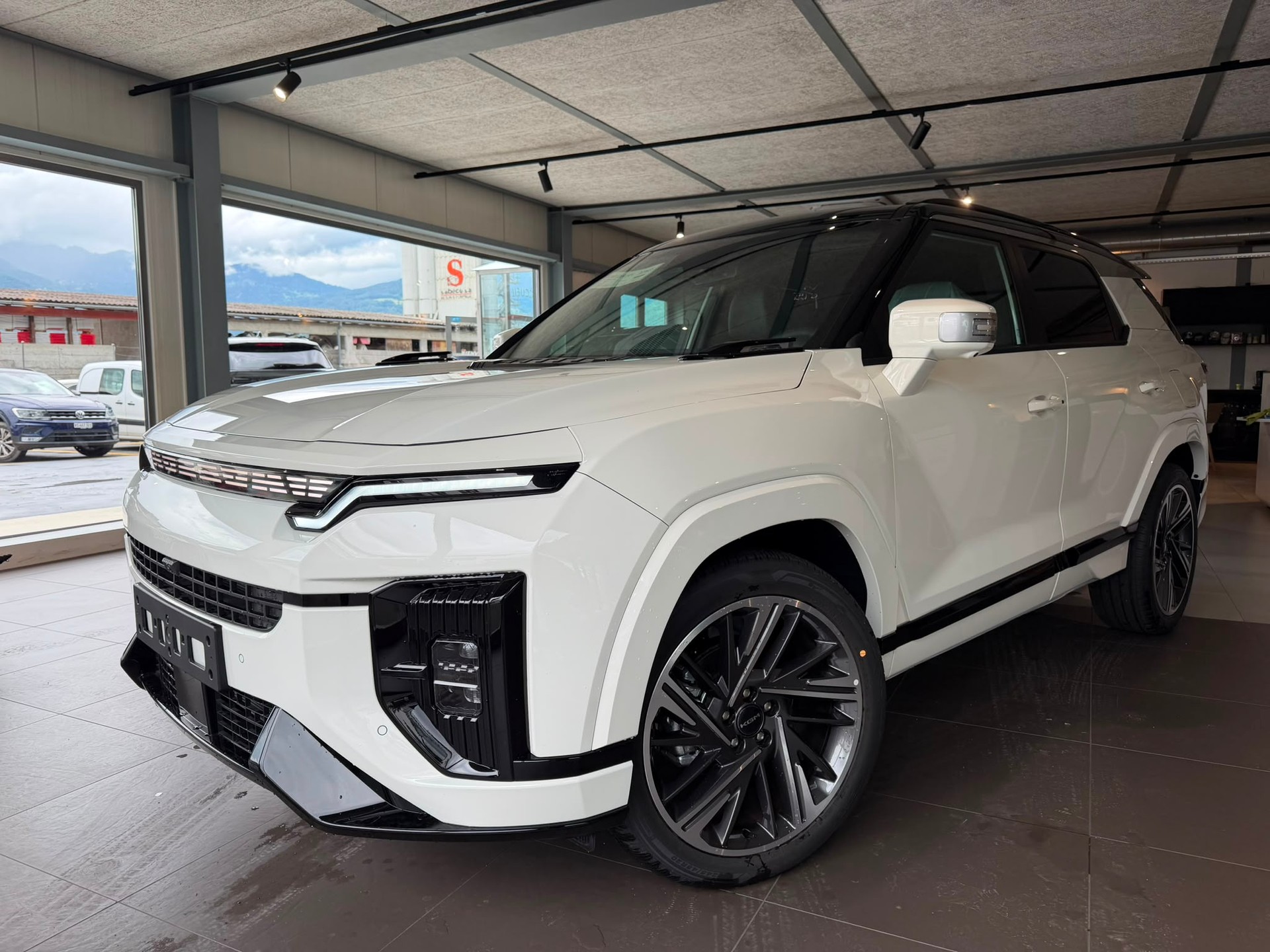 KGM-SsangYong Actyon 1.5 T GDI Hybrid Titanium Automat-image-0
