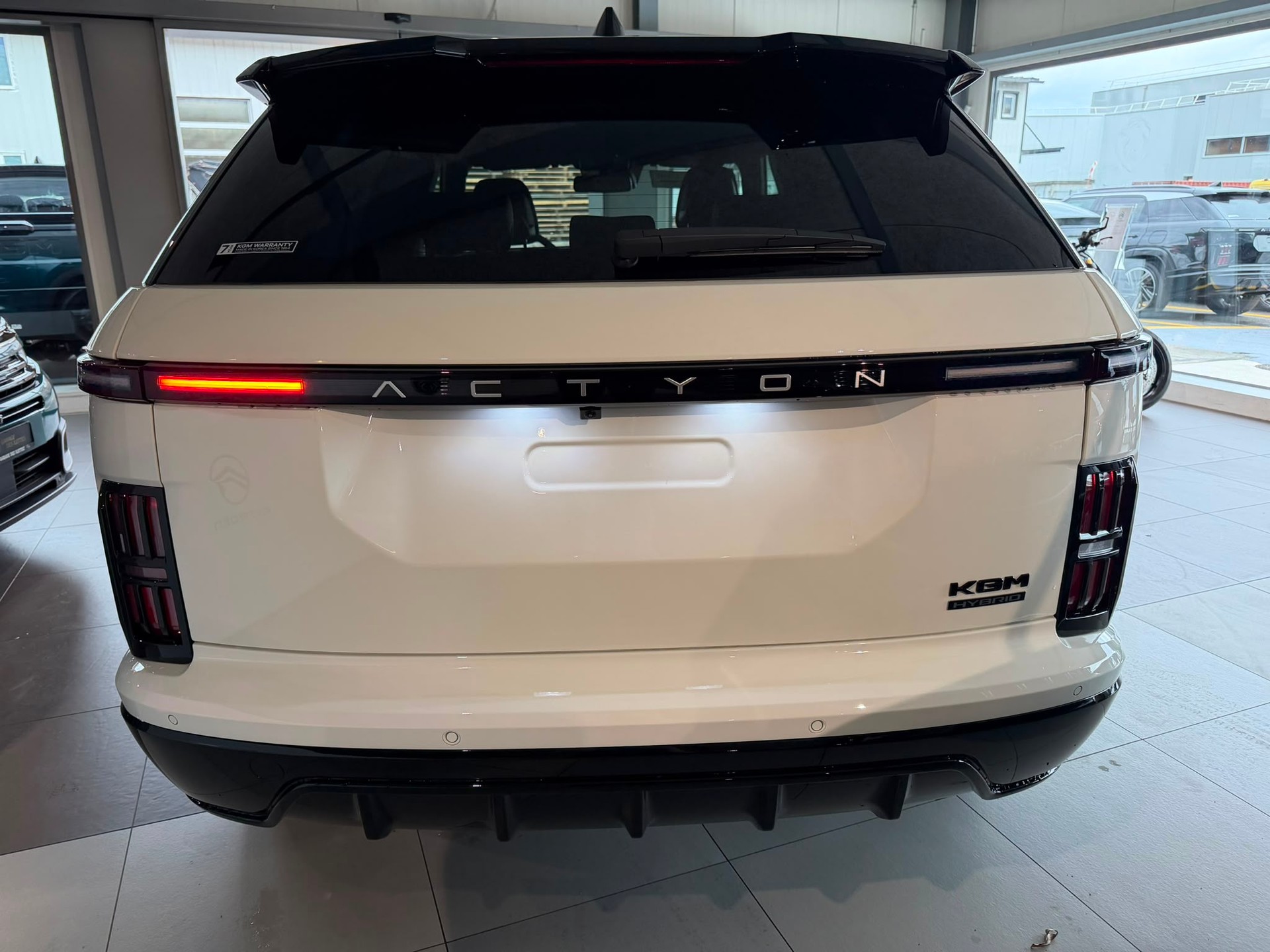 KGM-SsangYong Actyon 1.5 T GDI Hybrid Titanium Automat-image-2