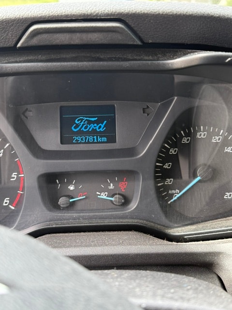 FORD Transit Custom 2.0lt. TDCi 310 L2H1 Trend Kombi, ab MFK 19.03.2026, 8-fach bereift, Klimaanlage, Anhängerkupplung-image-5