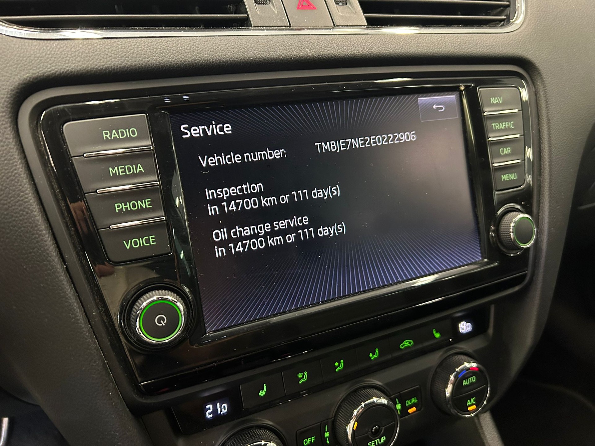 SKODA Octavia Combi 2.0 TSI RS DSG-image-20