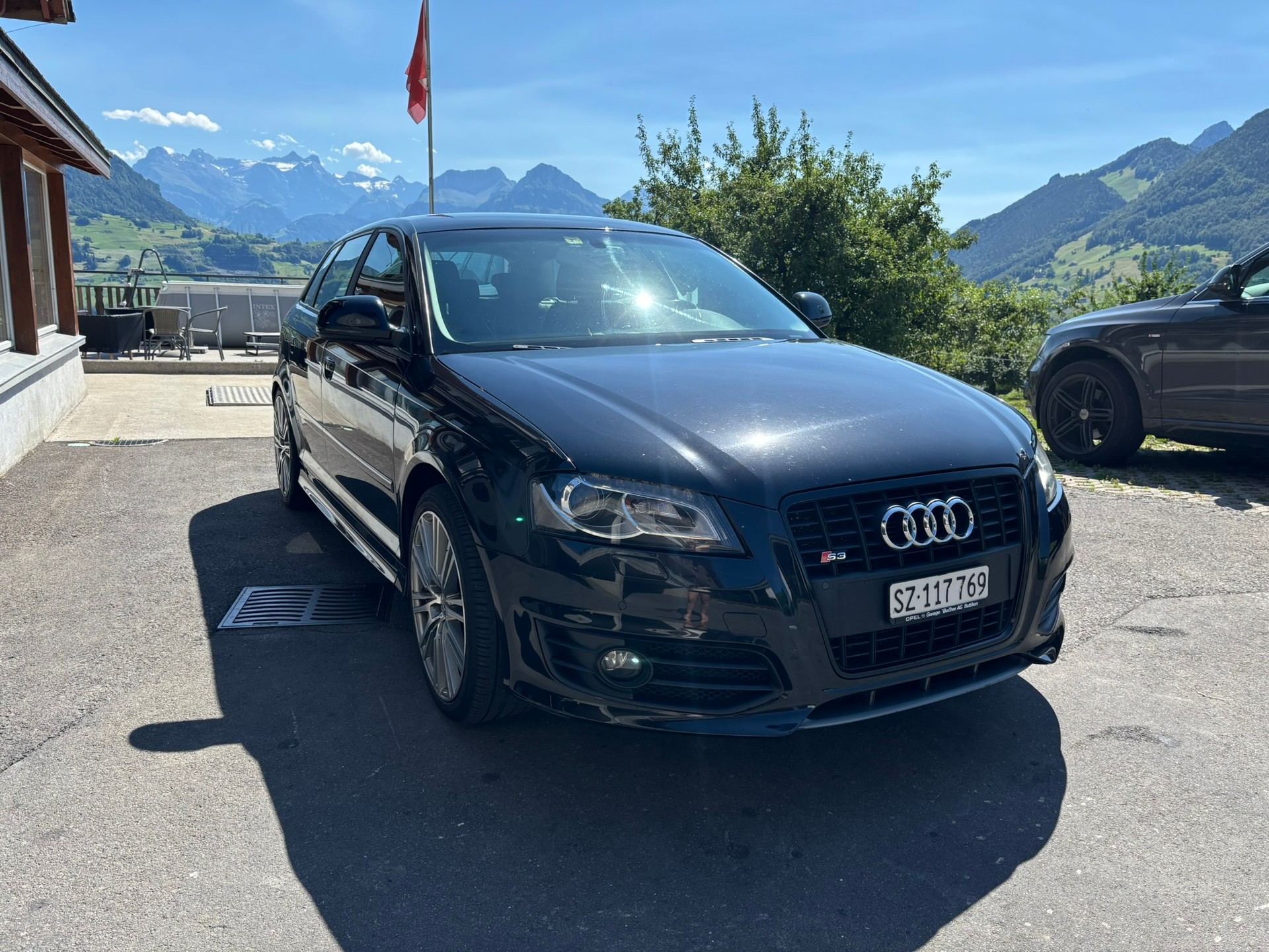 AUDI 2.0 T FSI quattro S-Tronic-image-0