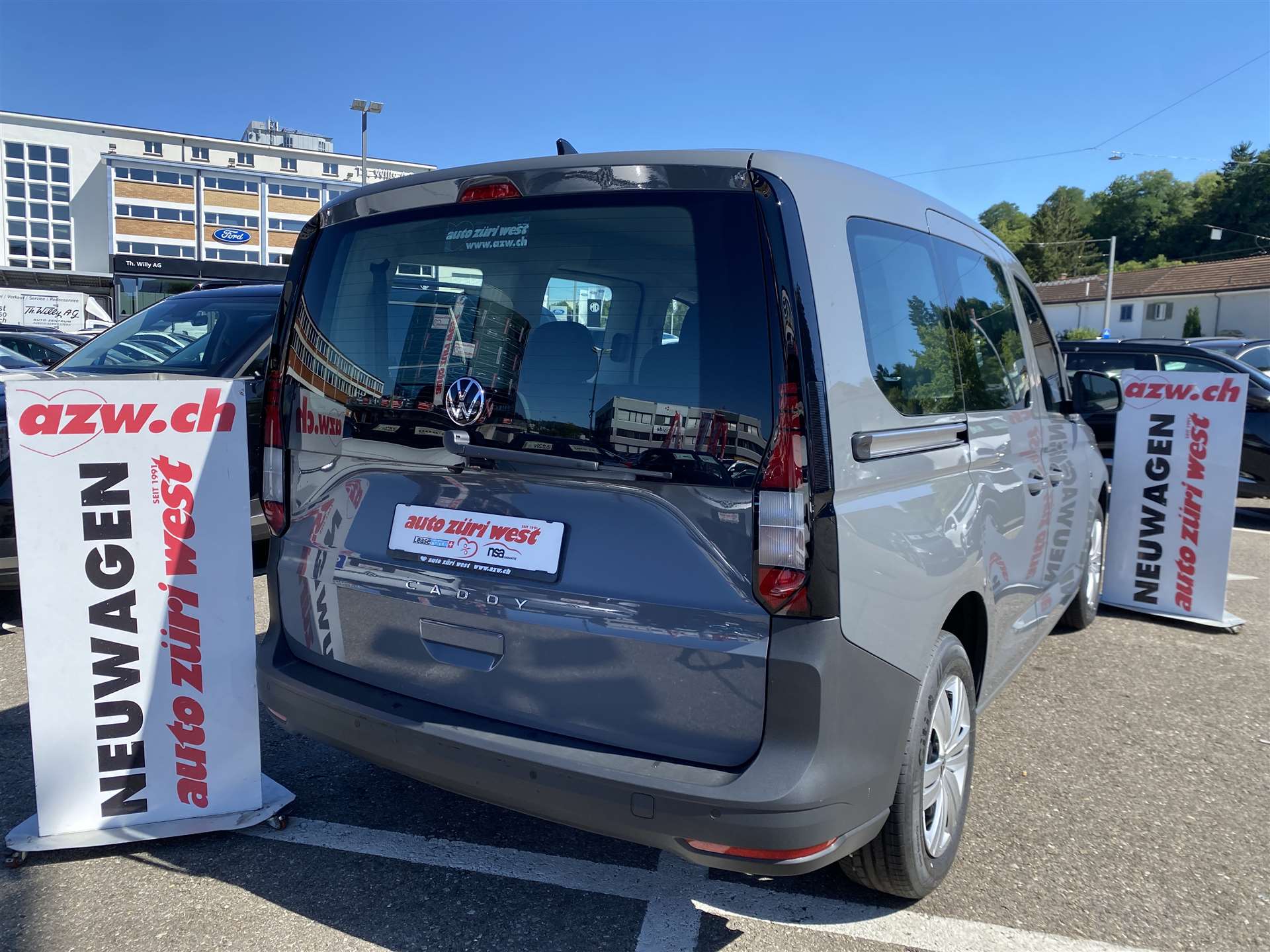 VW Caddy 2.0 TDi Origin DSG-Automat-image-15