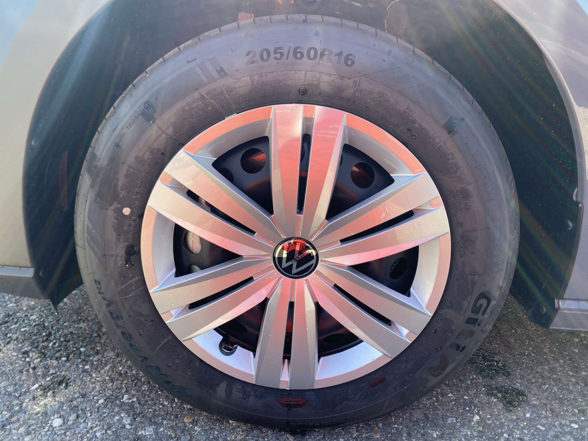 VW Caddy 2.0 TDi Origin DSG-Automat-image-6