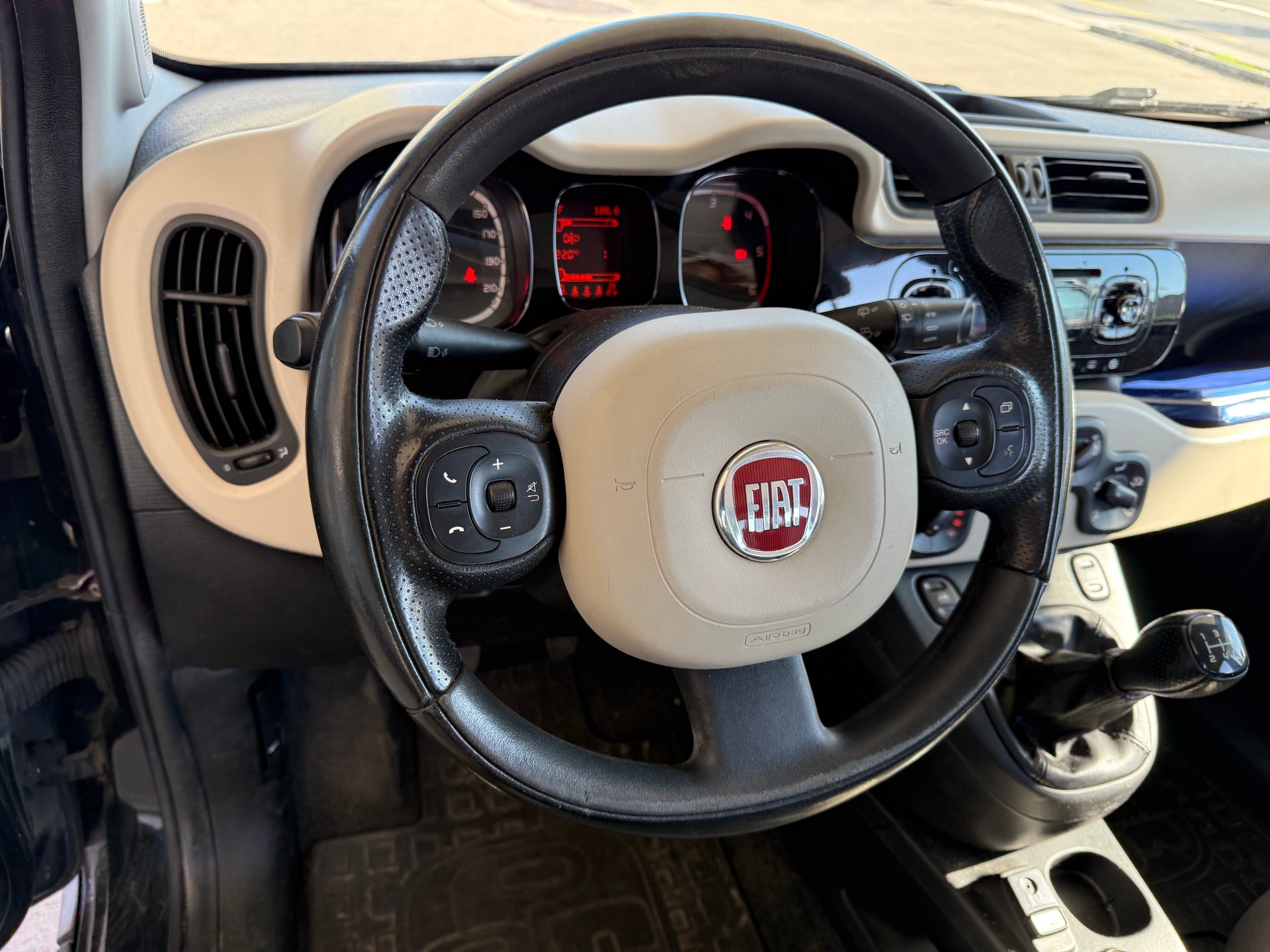 FIAT Panda 1.3 MJ Climbing 4x4-image-11