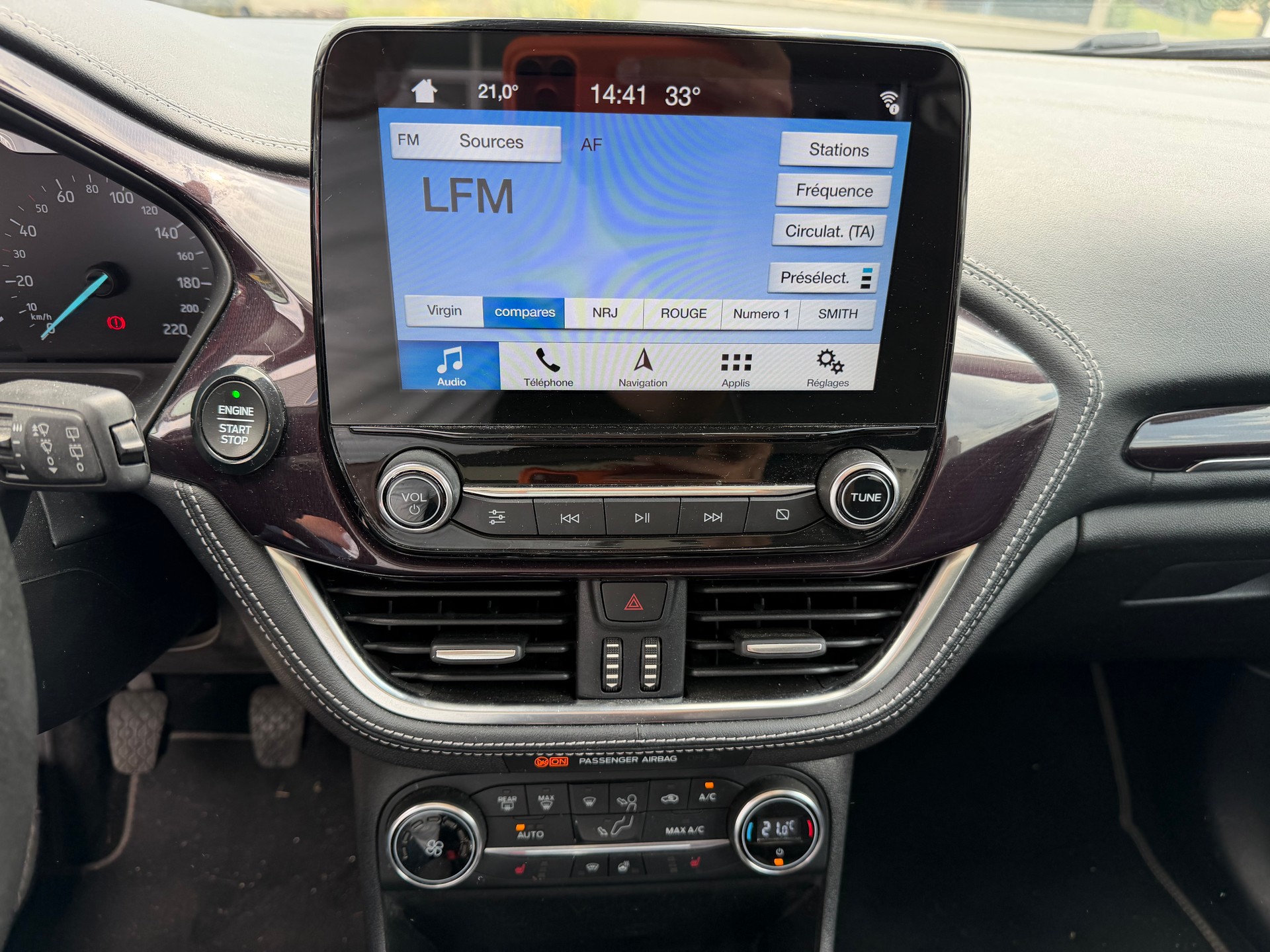 FORD Fiesta 1.0 SCTi Vignale-image-6