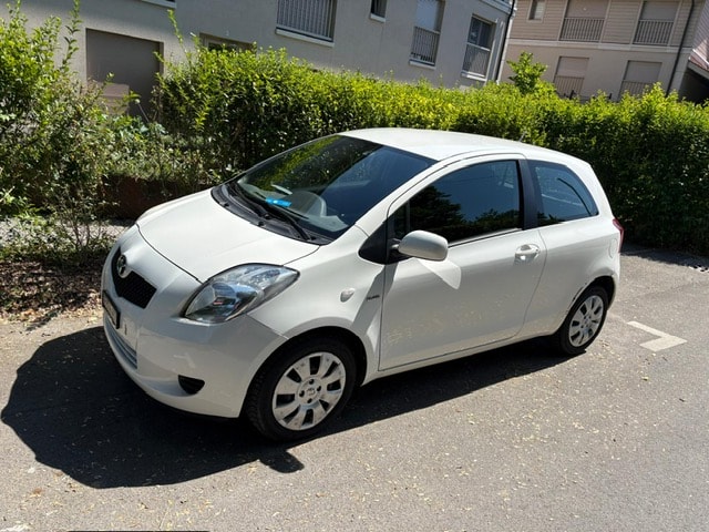 TOYOTA 1.4 D-4D Linea Luna-image-1