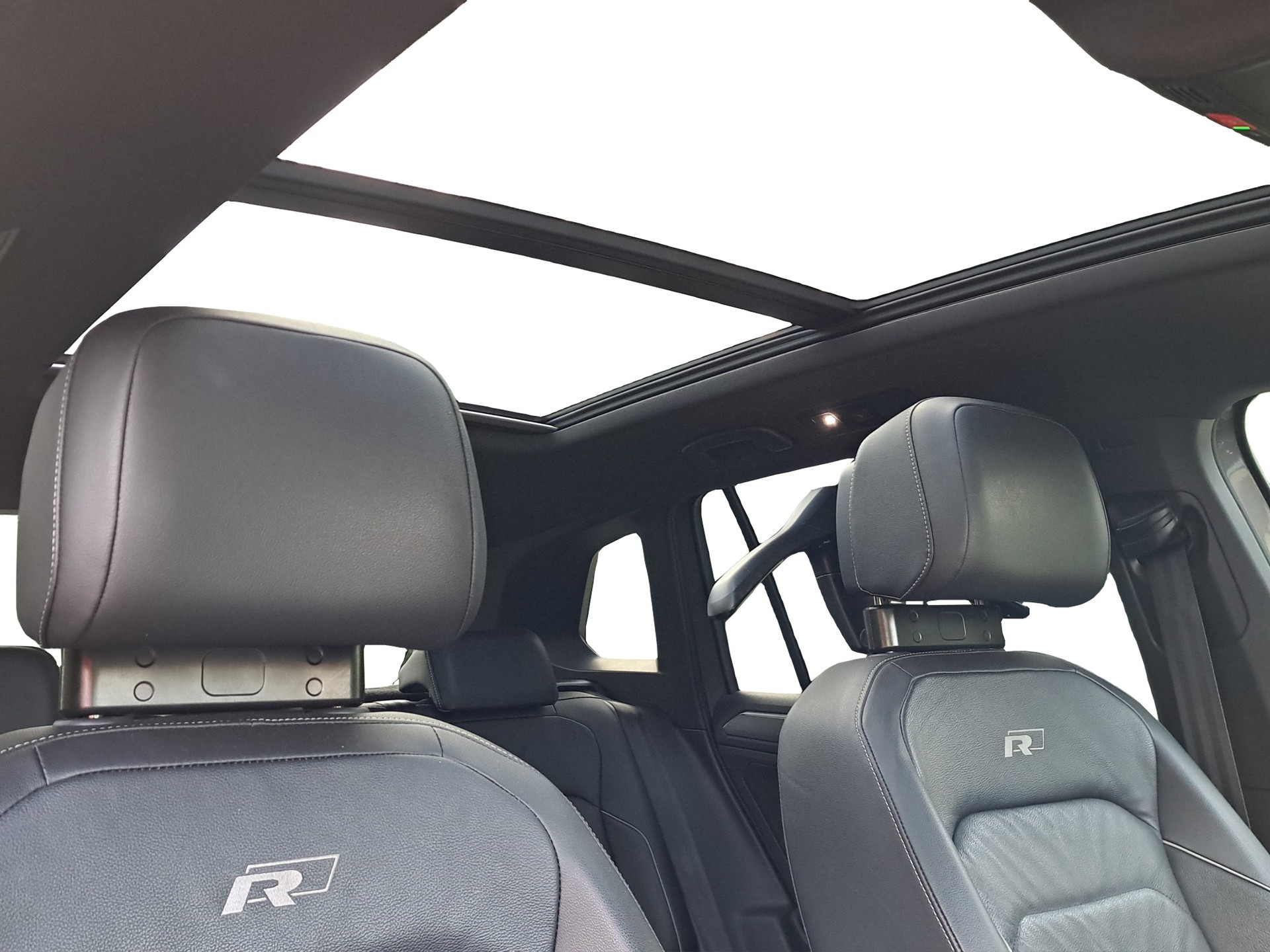 VW Tiguan 2.0TSI R-Line Highline 4Motion DSG *Anhängerkupplung/Panodach*-image-13