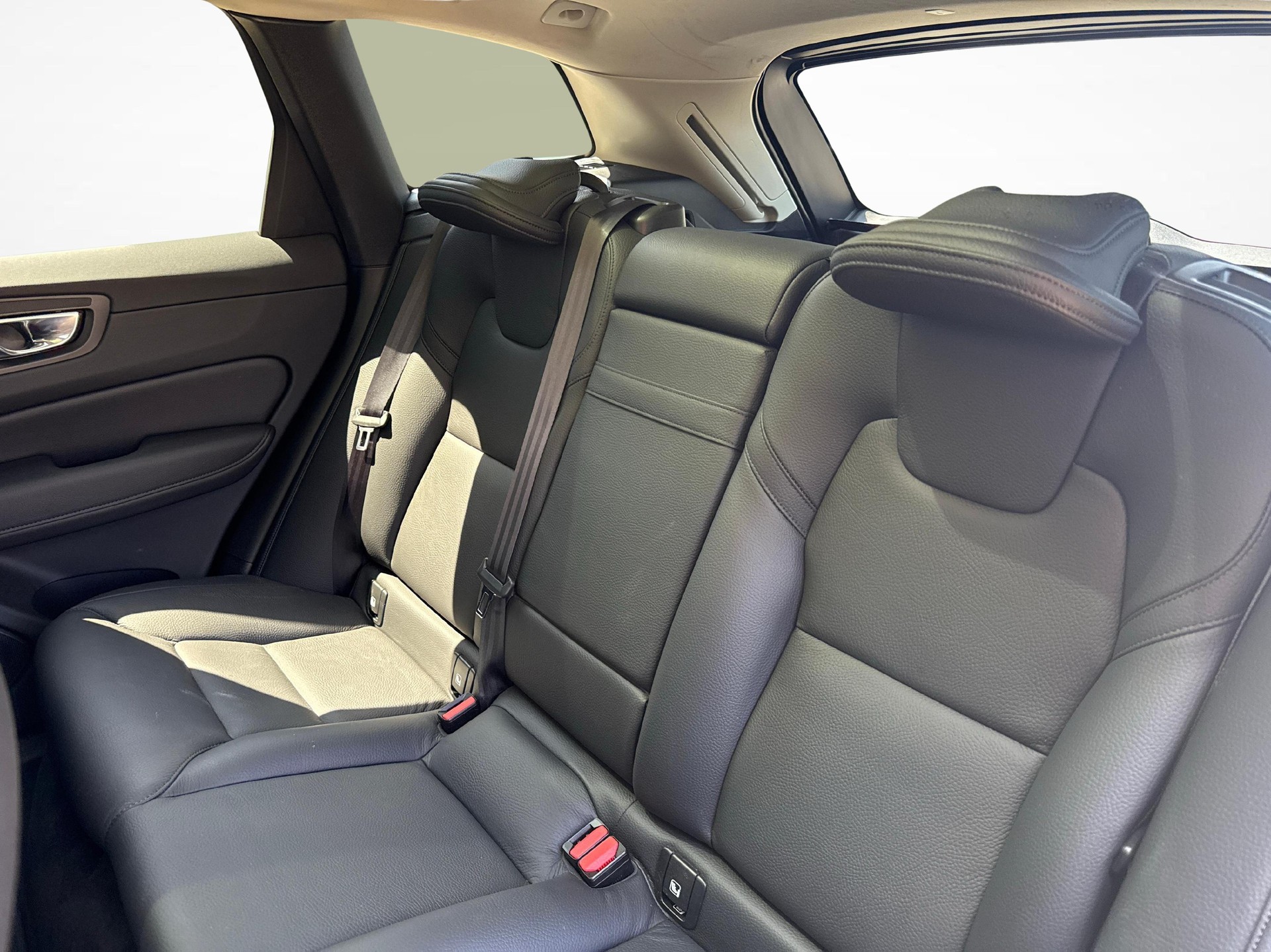 VOLVO XC60 2.0 T6 TE Inscription eAWD-image-10