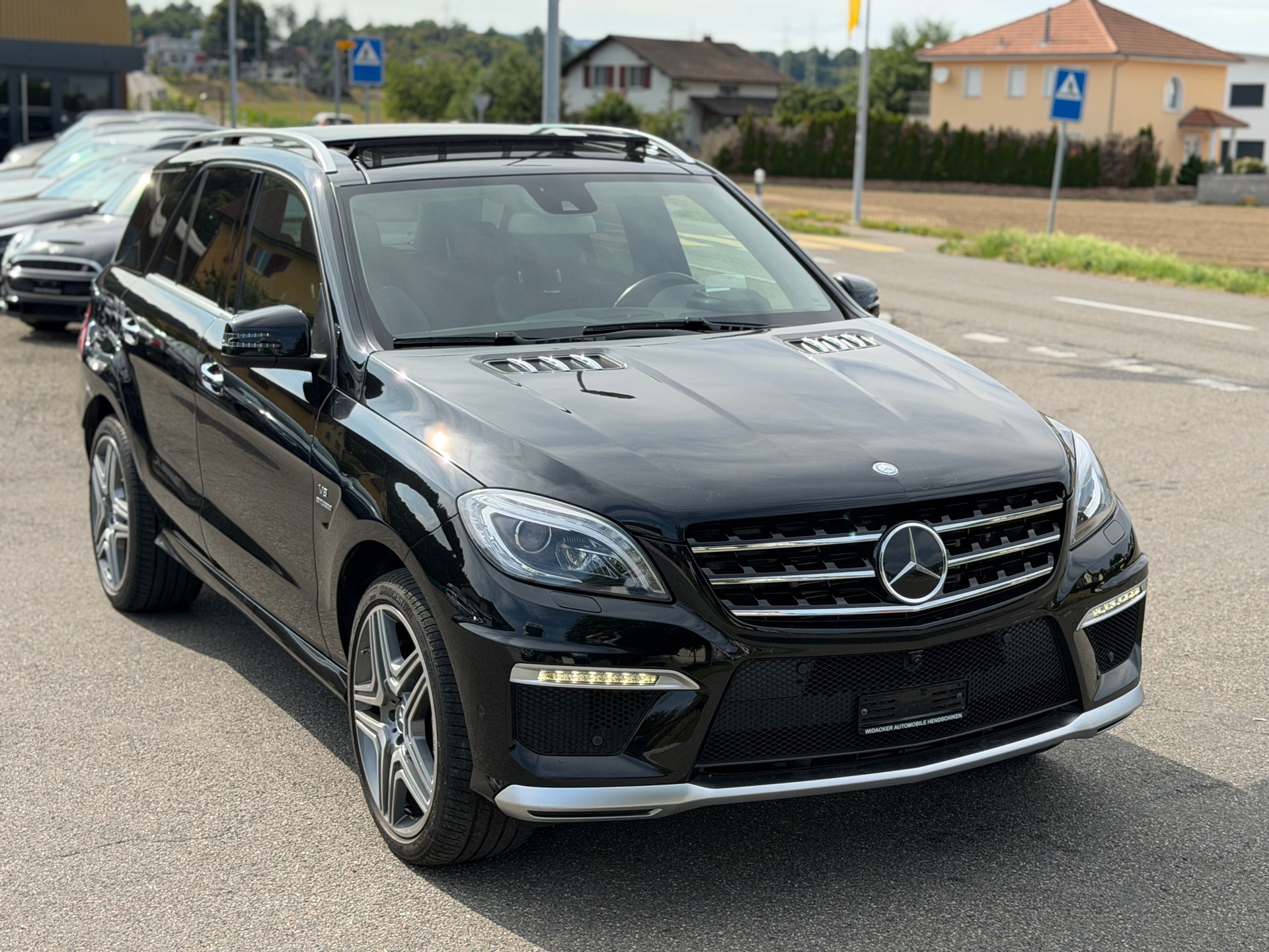 MERCEDES-BENZ ML 63 AMG Executive 4Matic Speedshift-image-12