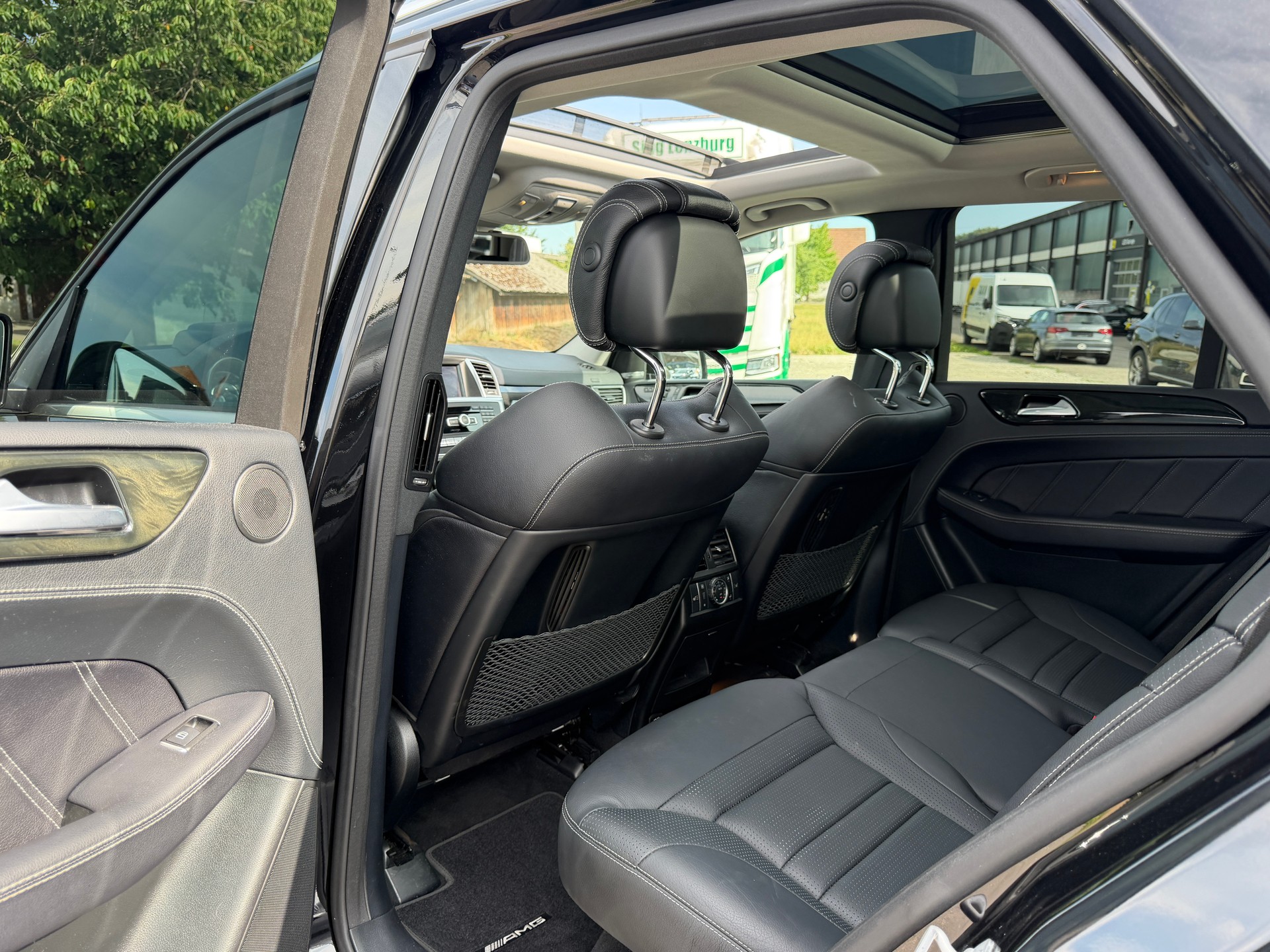 MERCEDES-BENZ ML 63 AMG Executive 4Matic Speedshift-image-8