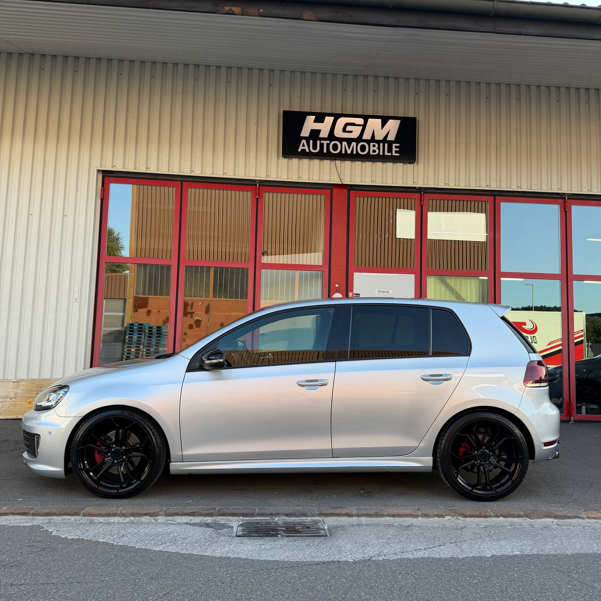 VW Golf 2.0 TSI GTI Edition 35 DSG-image-2